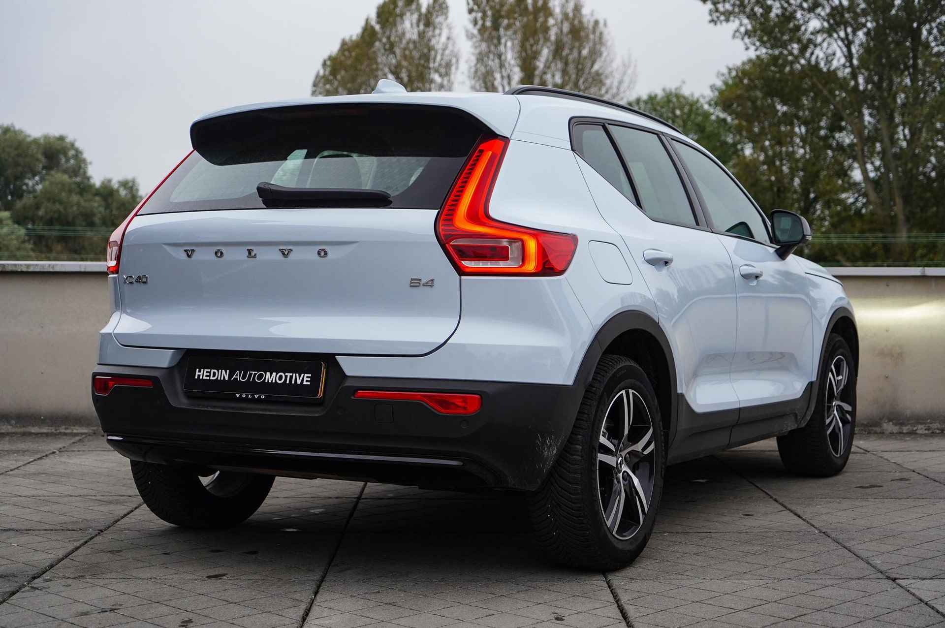 Volvo XC40 2.0 B4 Plus Dark | Google on Board | Internet | DAB+| Adaptieve Cruise controle | BLIS |  Climate Controle | spraak besturing | - 6/30