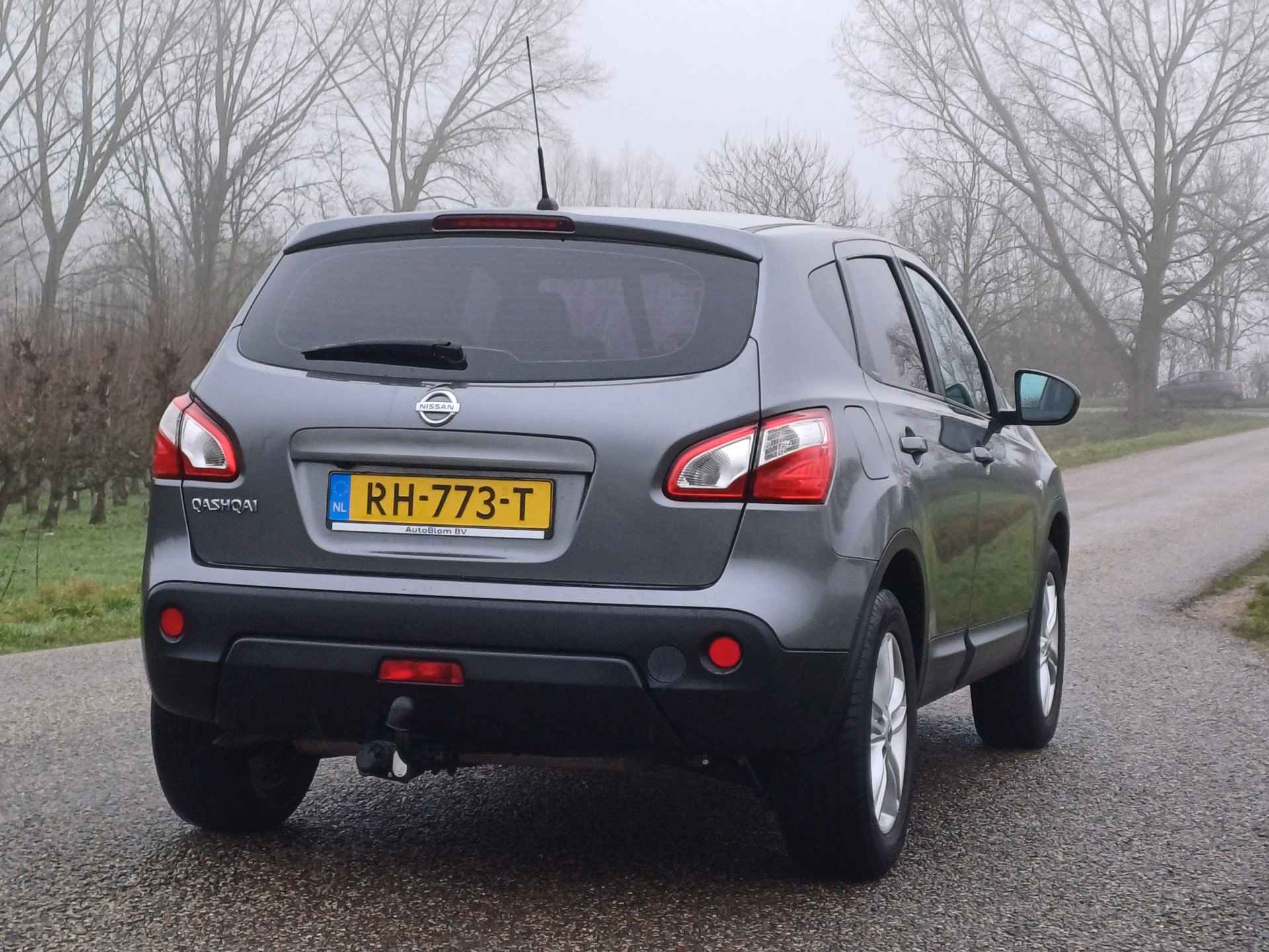 Nissan QASHQAI 2.0 Acenta /Clima/Trekh/Cruise/Camera/Navi/17"/Telef/ - 6/50