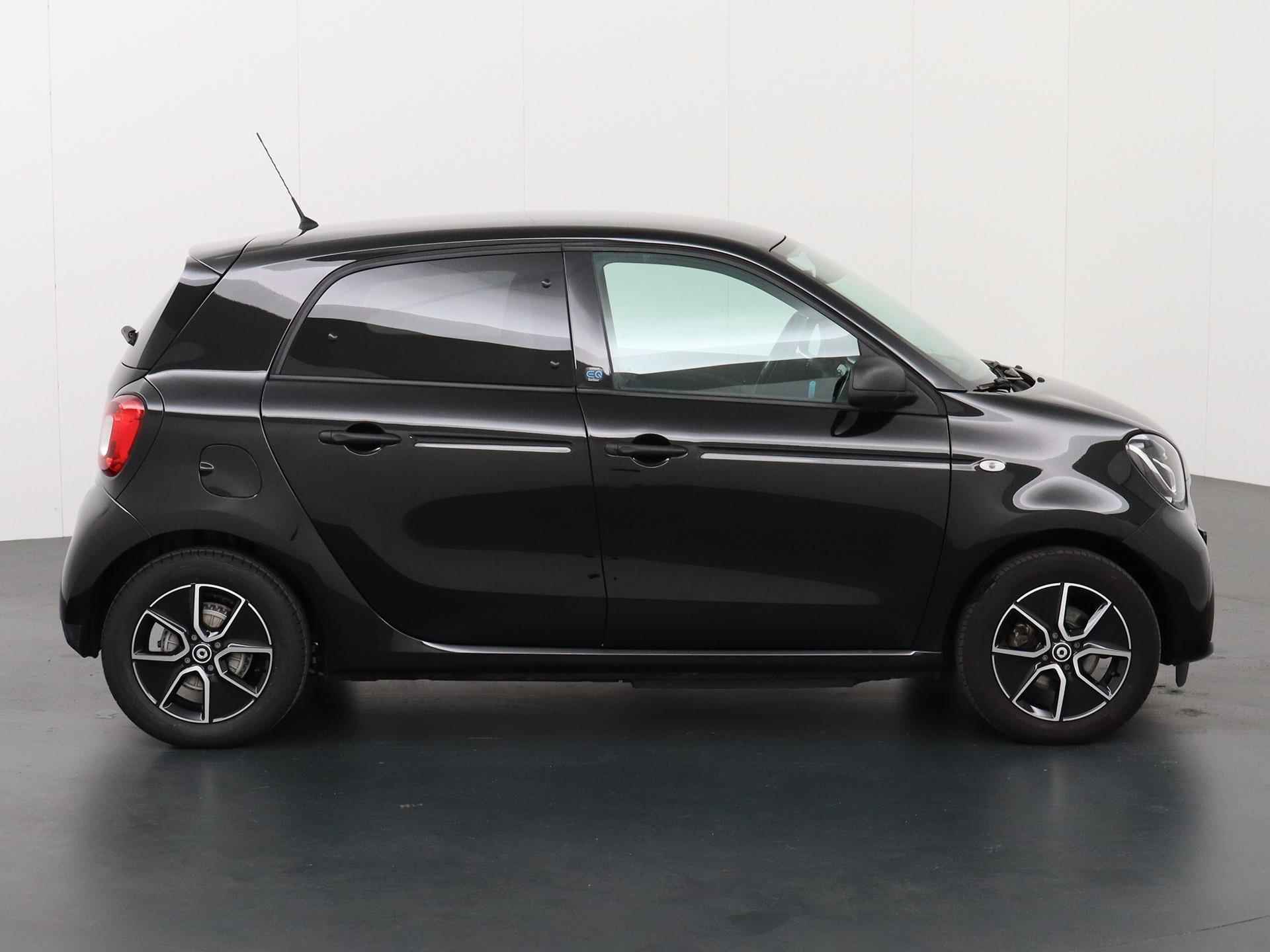 smart ForFour EQ Essential 18 kWh | Lederen bekleding | Climate Control | Elekt. Pakket | Cruise control | LED-Dagrijverlichting | 24 Mnd. Certified garantie! | - 9/35