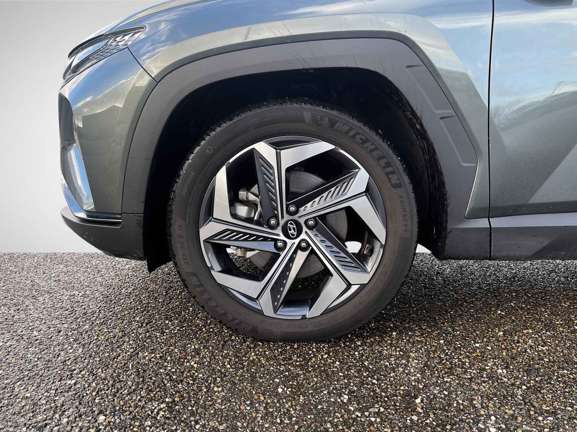 Hyundai Tucson 1.6 T-GDI HEV Premium | Vol-Leder | Digitaal Instrumentenpaneel | Adapt. Cruise Control | Apple Carplay/Android Auto | Stoelverwarming | Dodehoek Detectie | 360° Camera | Rijklaarprijs! - 8/30