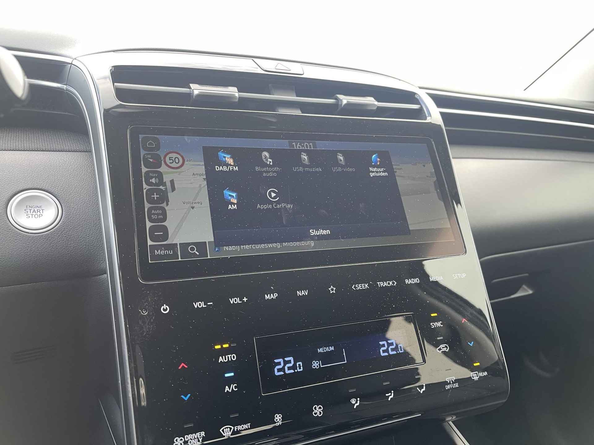 Hyundai Tucson 1.6 T-GDI HEV Premium | Vol-Leder | Digitaal Instrumentenpaneel | Adapt. Cruise Control | Apple Carplay/Android Auto | Stoelverwarming | Dodehoek Detectie | 360° Camera | Rijklaarprijs! - 18/30