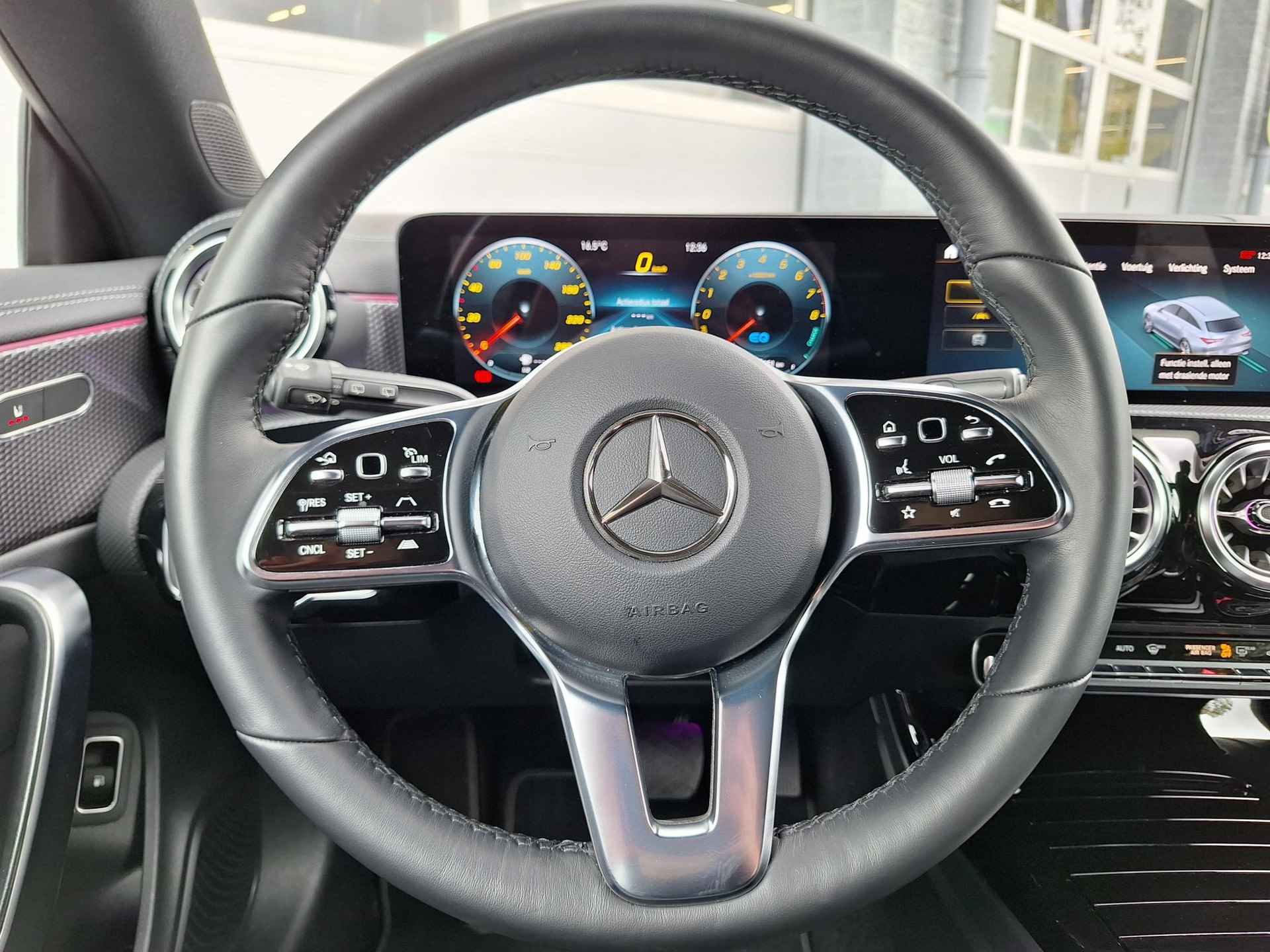 Mercedes-Benz CLA-klasse Shooting Brake 250 e Luxury Line | Premium | Nightpakket | Rijassistentiepakket | Achteruitrijcamera | Stoelverwarming | Sfeerverlichting | Trekhaak - 14/45