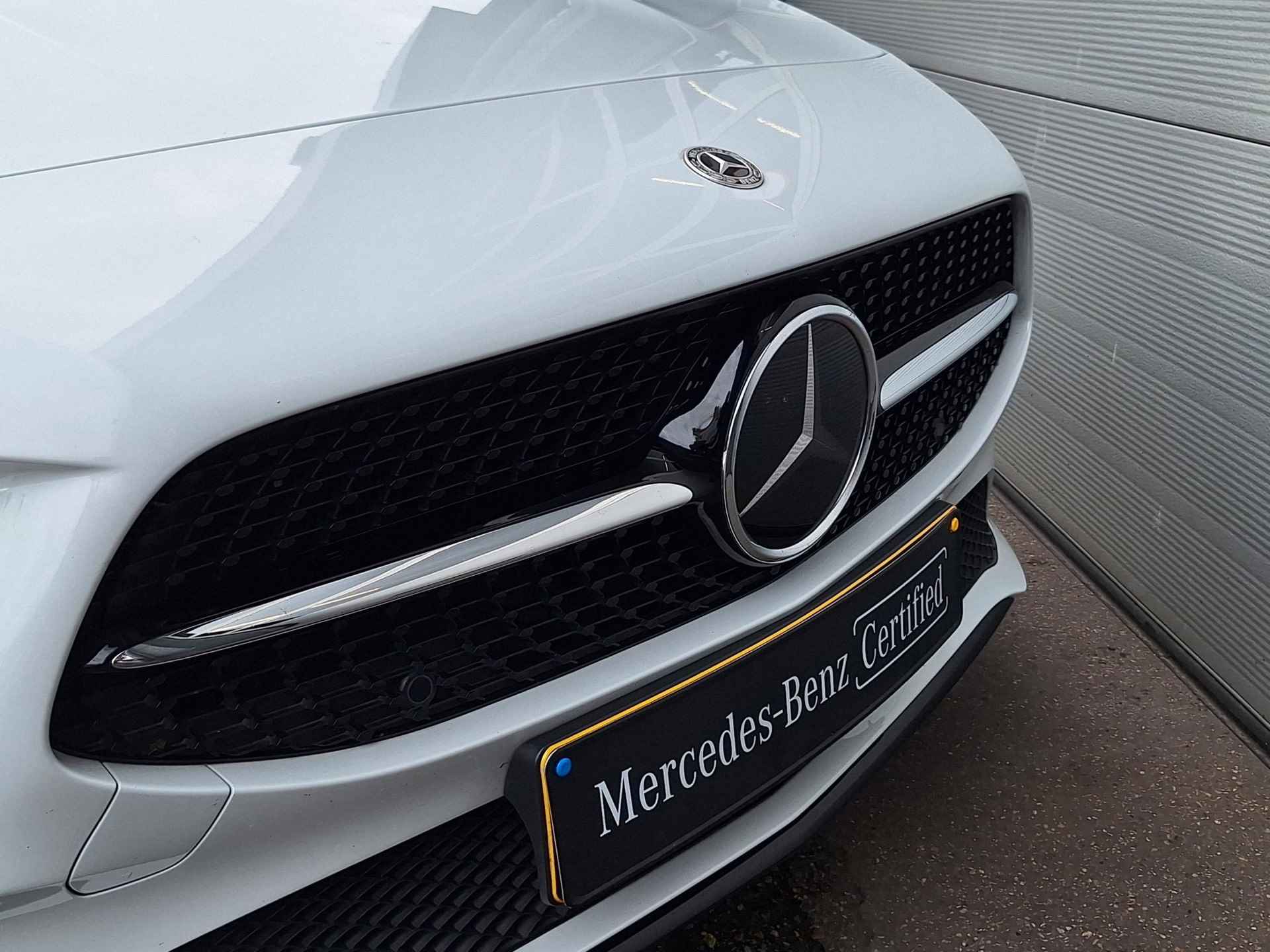 Mercedes-Benz CLA-klasse Shooting Brake 250 e Luxury Line | Premium | Nightpakket | Rijassistentiepakket | Achteruitrijcamera | Stoelverwarming | Sfeerverlichting | Trekhaak - 42/45