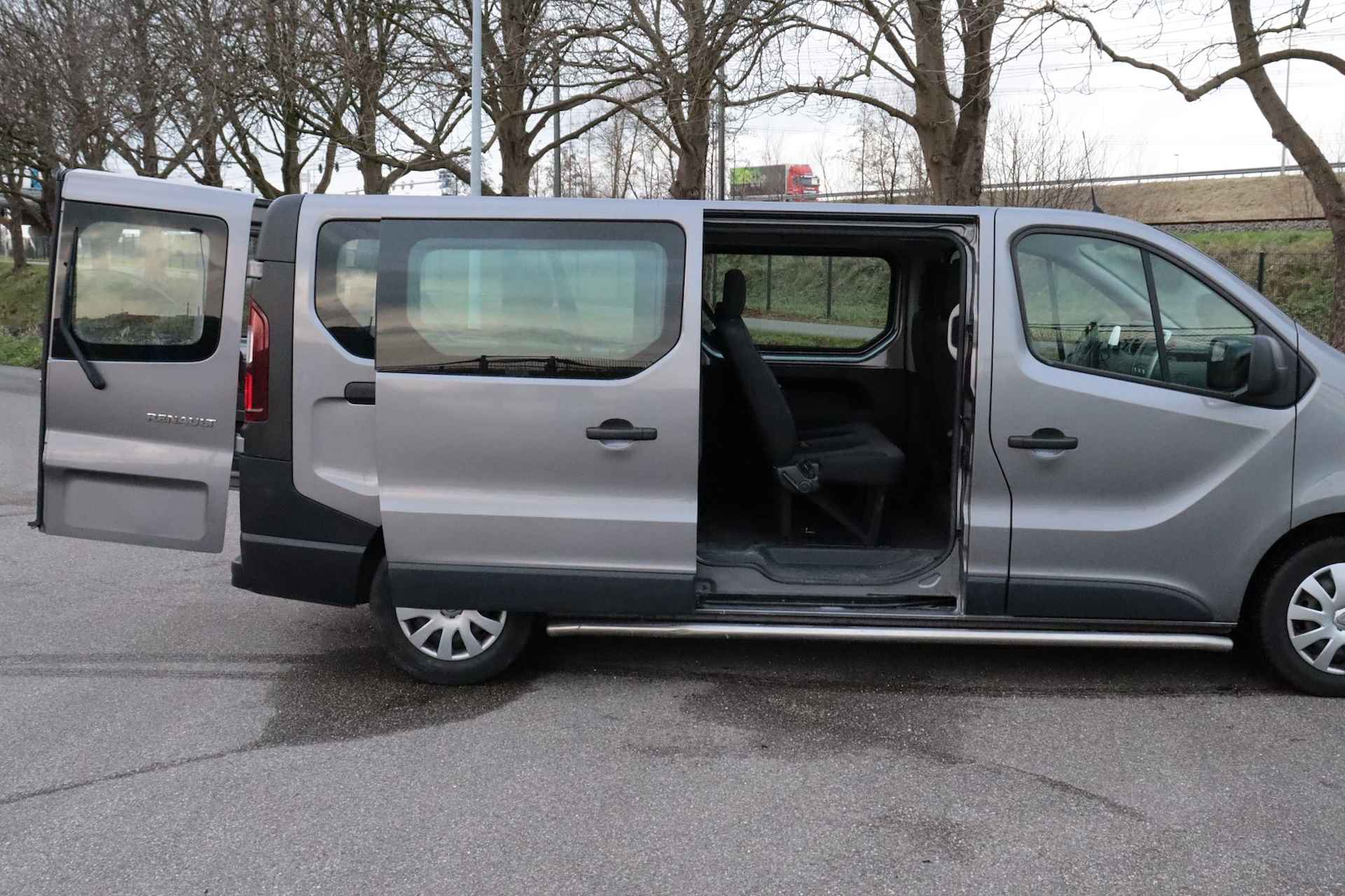 Renault Trafic Passenger 2.0 dCi 120 Grand L2 | 9 PERS | AIRCO | PDC ACHTER | CRUISE | SIDEBARS | - 7/27