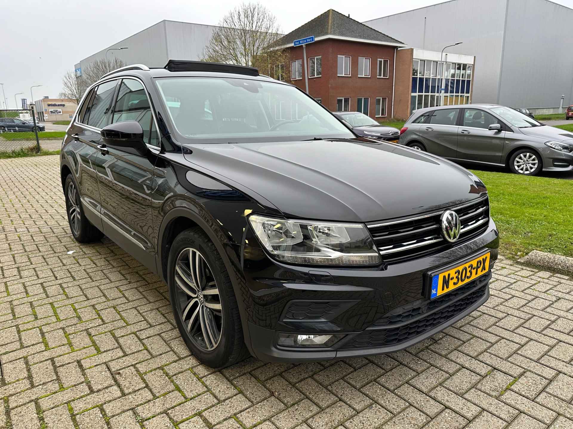 Volkswagen Tiguan 1.5 TSI ACT Comfortline Panorama | Navi | APP - 5/37