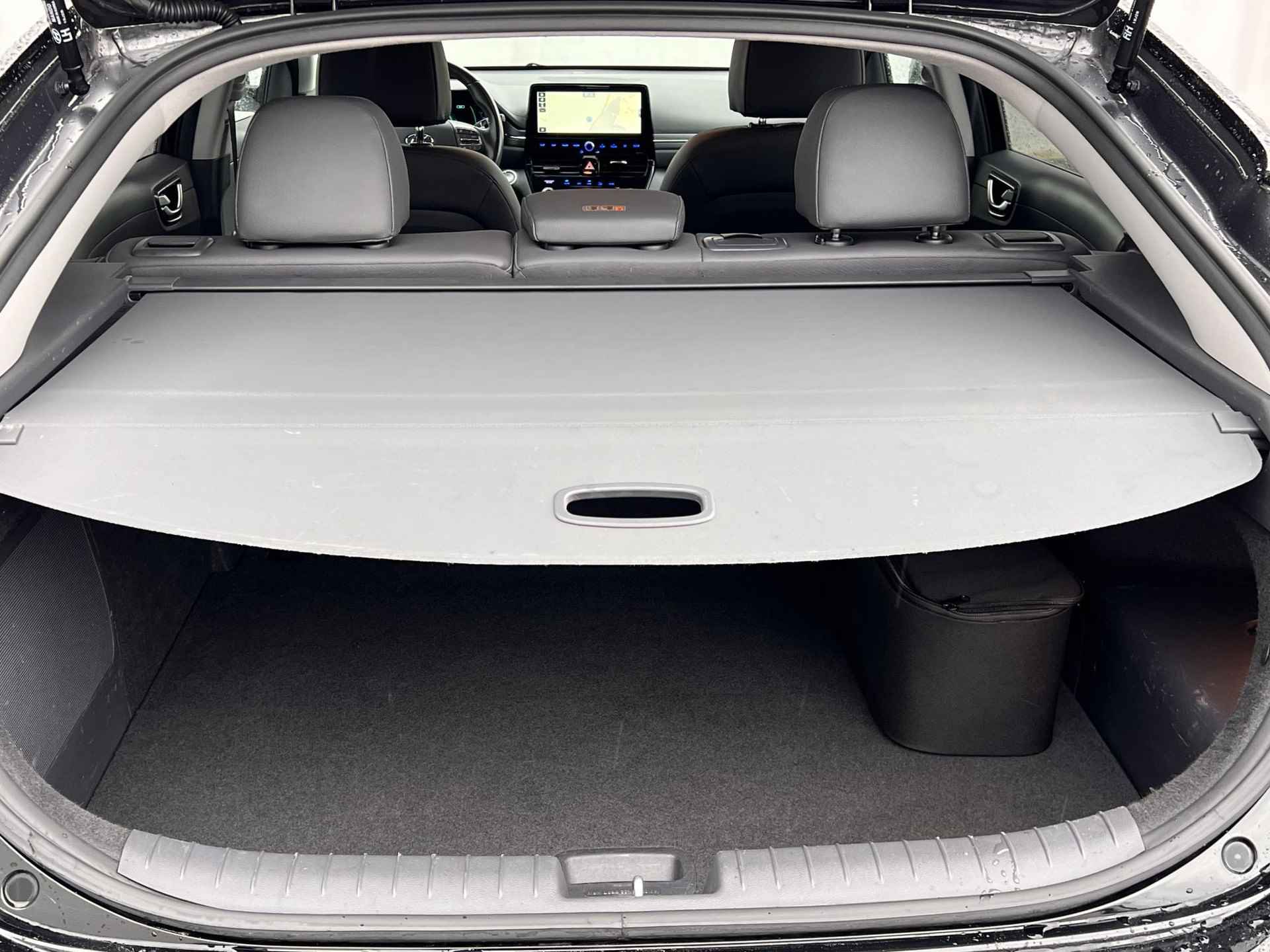 Hyundai IONIQ 1.6 GDi PHEV Premium Automaat / Leder / Stuur-, stoel- en achterbankverwarming / Bluelink nagivatie / - 29/59