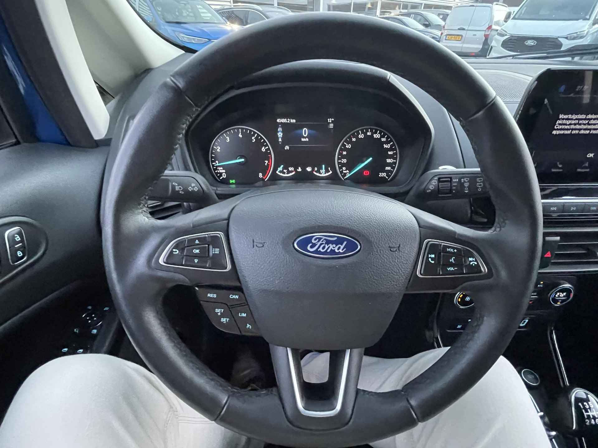 Ford EcoSport 1.0 EcoBoost Titanium - 22/34