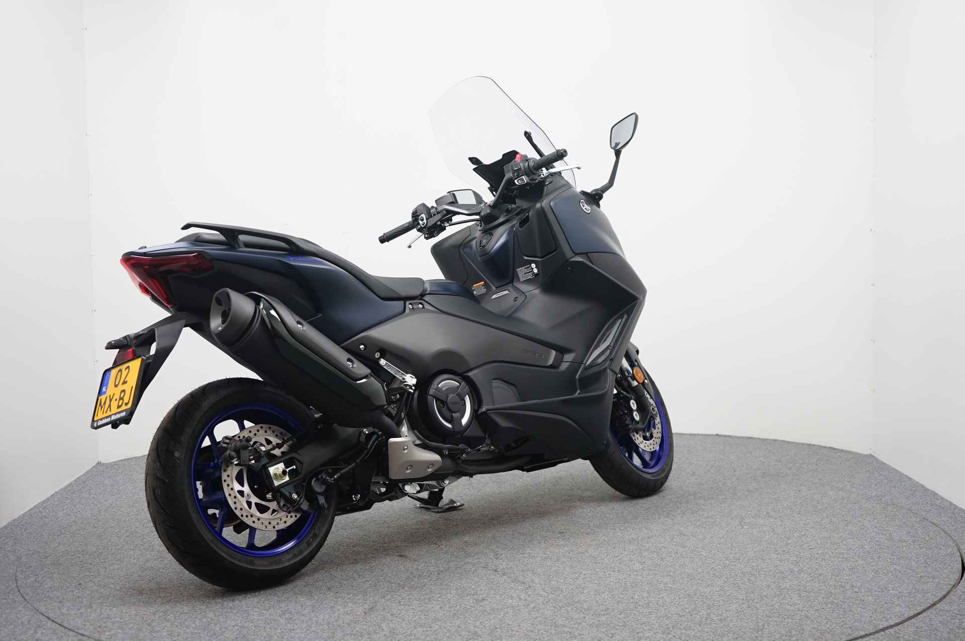 Yamaha T-MAX ABS - 8/11