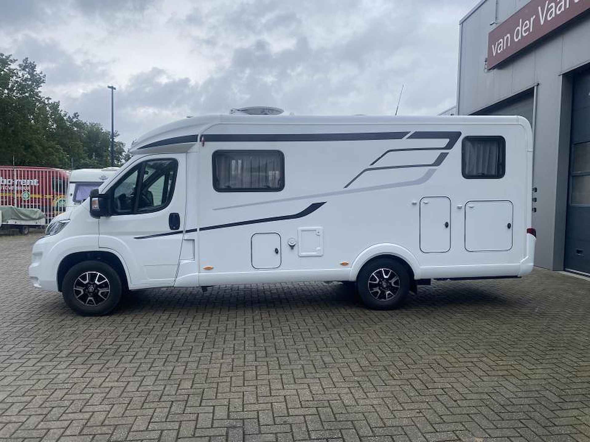 Hymer Exsis  T 580 Pure - 3/25