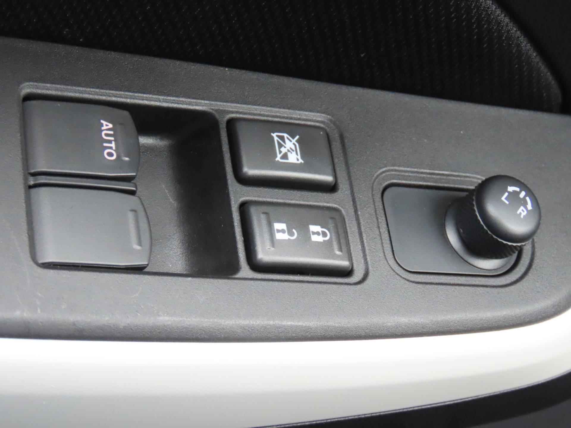 Suzuki Swift 1.2 Select Smart Hybrid Navigatie Apple carplay Android auto !!! - 26/32