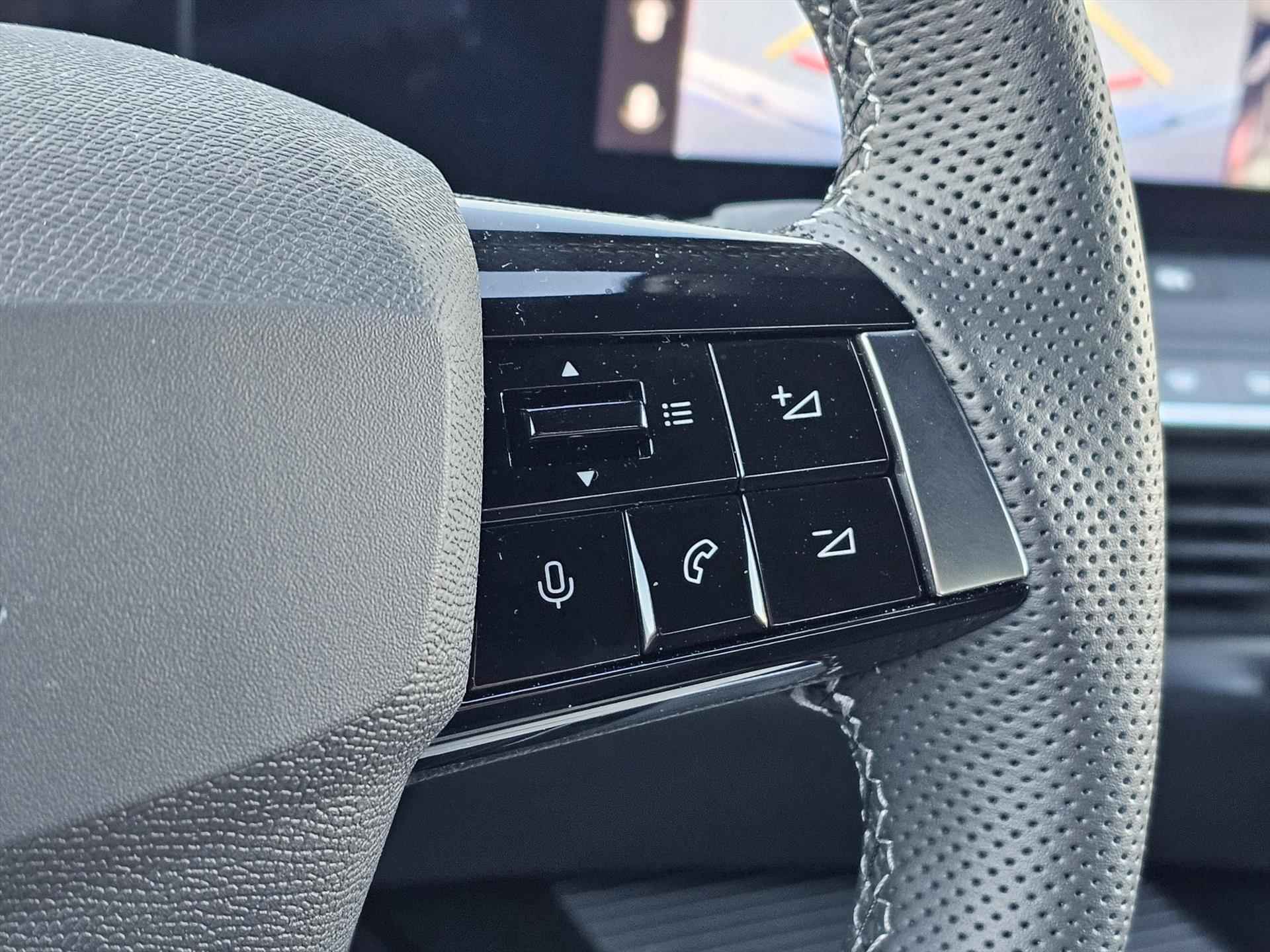 Opel Astra 130pk GS Line Automaat | Parkeercamera voor en achter | Navigatie via App | Stoel en Stuurverwarming - 15/44