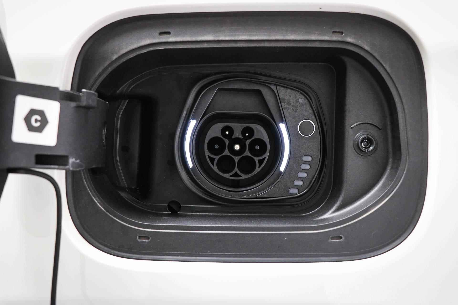 Jeep Compass 4xe 240 Plug-in Hybrid Electric S | 360 CAMERA | WINTER / TECH & CONVENIENCE- PACK | STUUR STOELVERWARMING | - 27/60