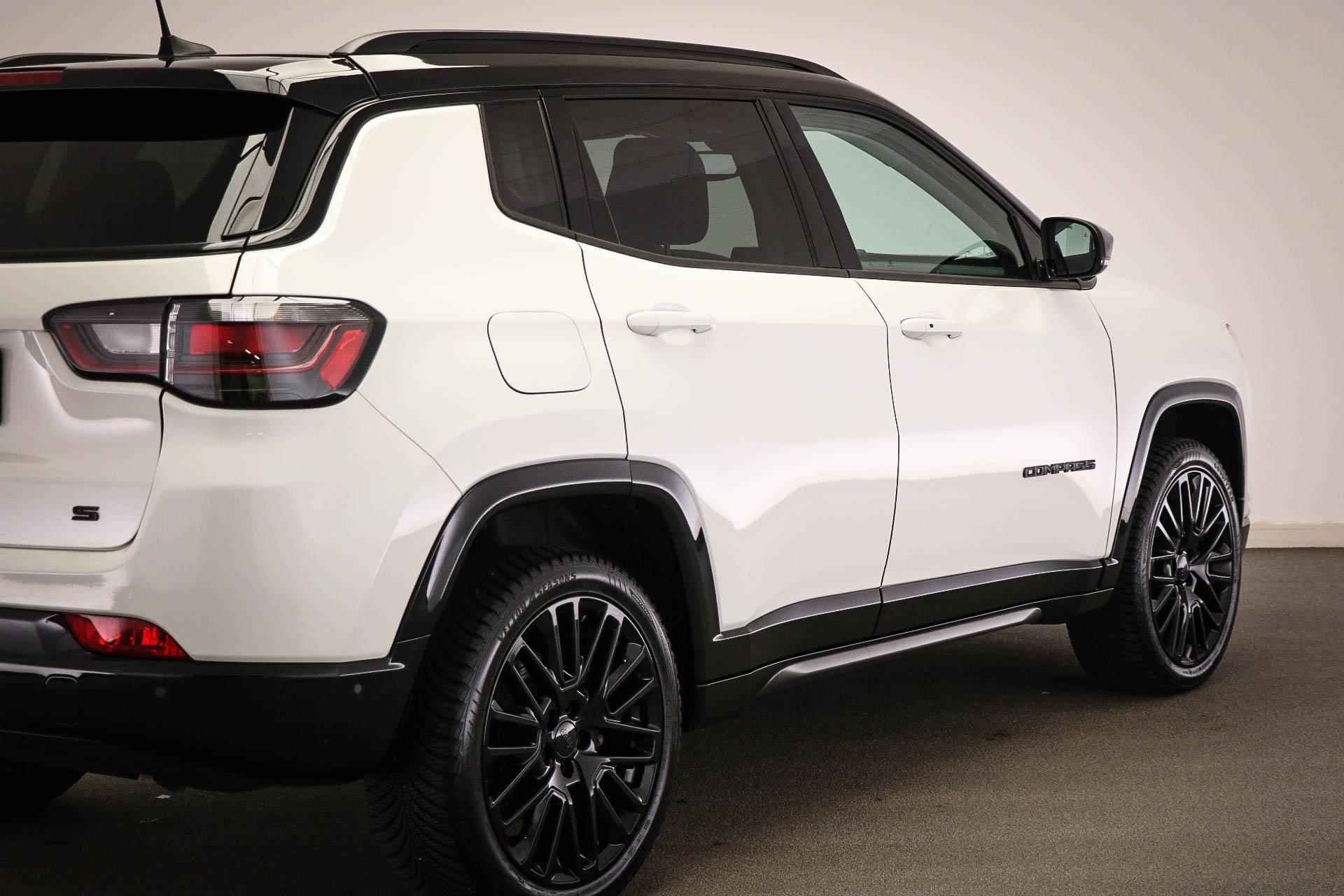 Jeep Compass 4xe 240 Plug-in Hybrid Electric S | 360 CAMERA | WINTER / TECH & CONVENIENCE- PACK | STUUR STOELVERWARMING | - 28/60