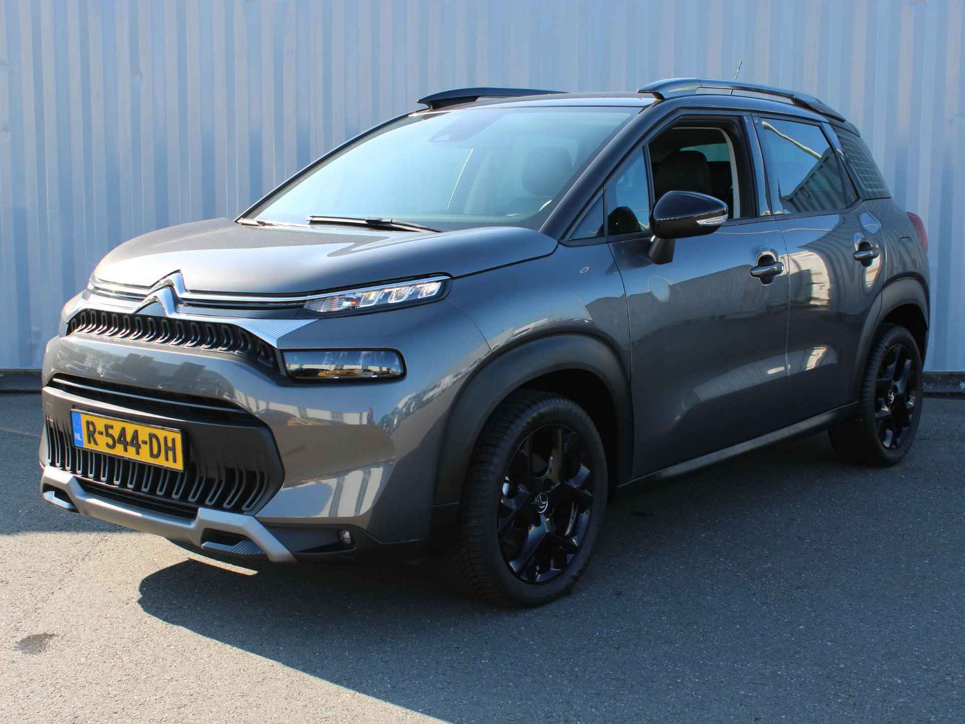 Citroen C3 Aircross 1.2 PureTech Shine | Navi / Climate / Camera - 2/29