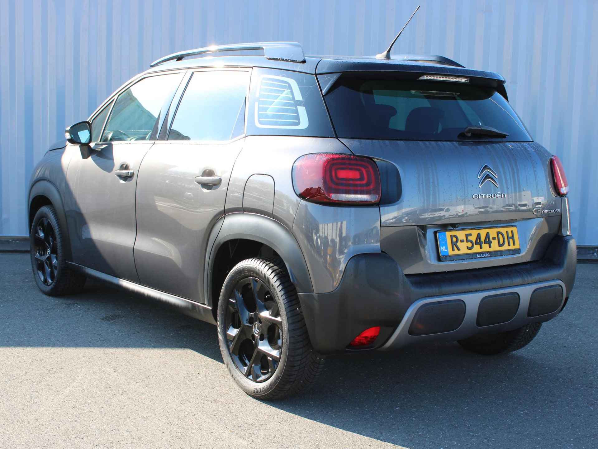 Citroen C3 Aircross 1.2 PureTech Shine | Navi / Climate / Camera - 4/29