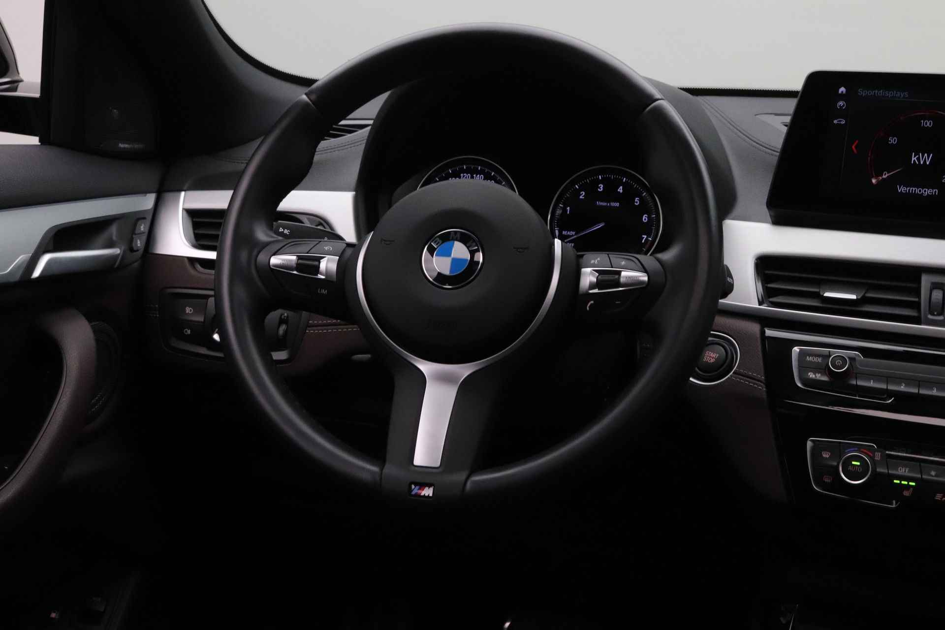 BMW X2 xDrive25e High Executive M Sport pakket | DAB-Tuner | Hifi System | Glazen Panoramadak | Sportstoelen Voor | High Executive | - 25/27