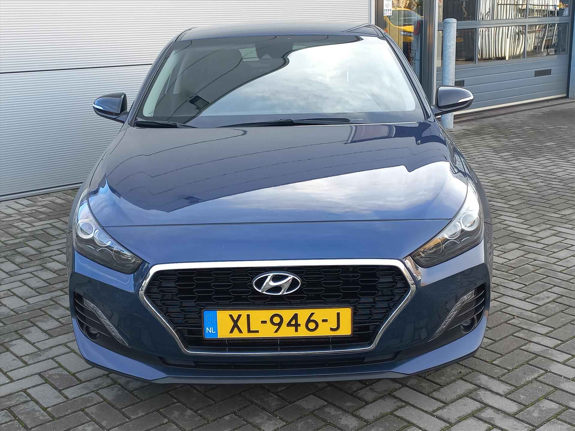 Hyundai I30 Fastback 1.0T 120pk Premium | Climate | Navigatie | Camera | Trekhaak (1200kg) | Black Friday Deal - 2/46