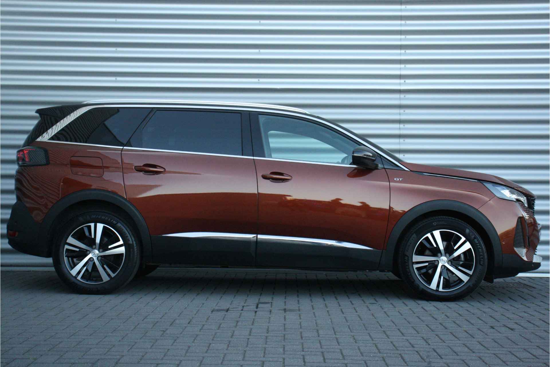 Peugeot 5008 1.6 PURETECH 180PK 7-ZITS GT PACK BUSINESS AUTOMAAT / NAVI / CLIMA / PDC / 18" LMV / CAMERA / KEYLESS / FULL-LED / FOCAL AUDIO / - 3/54