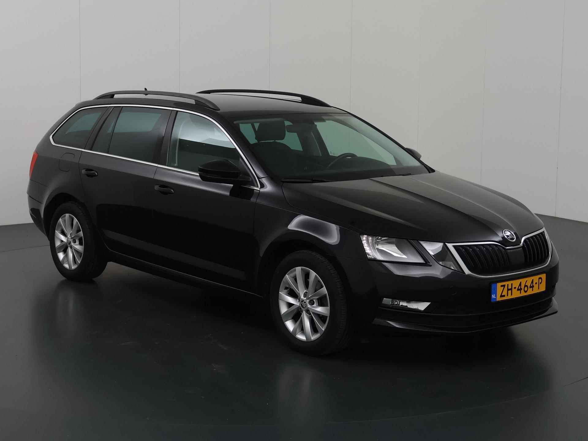 Skoda Octavia Combi 1.0 TSI Greentech Ambition Business | Trekhaak | Navigatie | Parkeersensoren | Stoelverwarming | Climate Control | Cruise Control | - 24/42