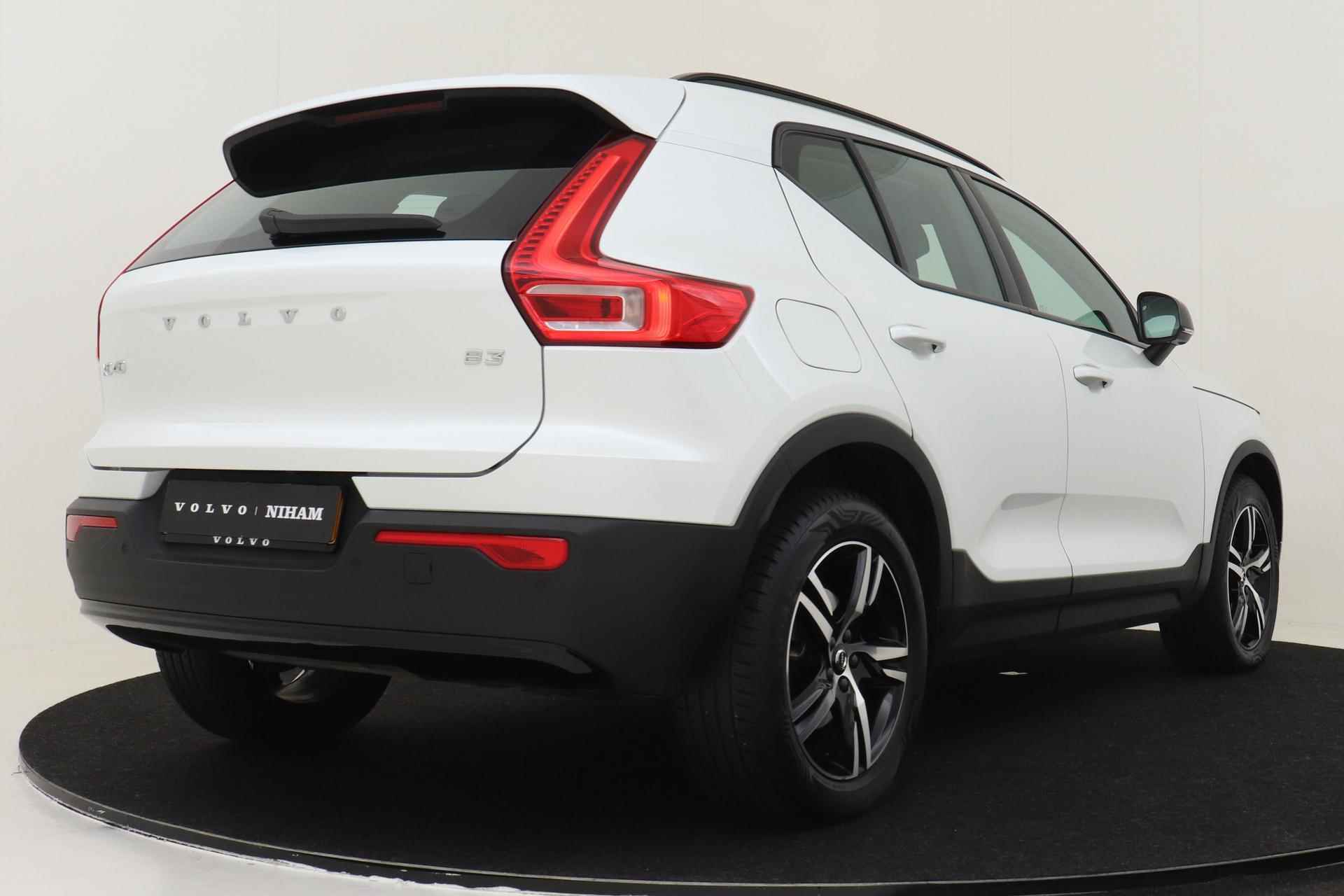 Volvo XC40 B3 (M-HYBRID) PLUS DARK -LEDER|360CAM|TREKHAAK|STANDKACHEL|ADAP.LED - 5/39