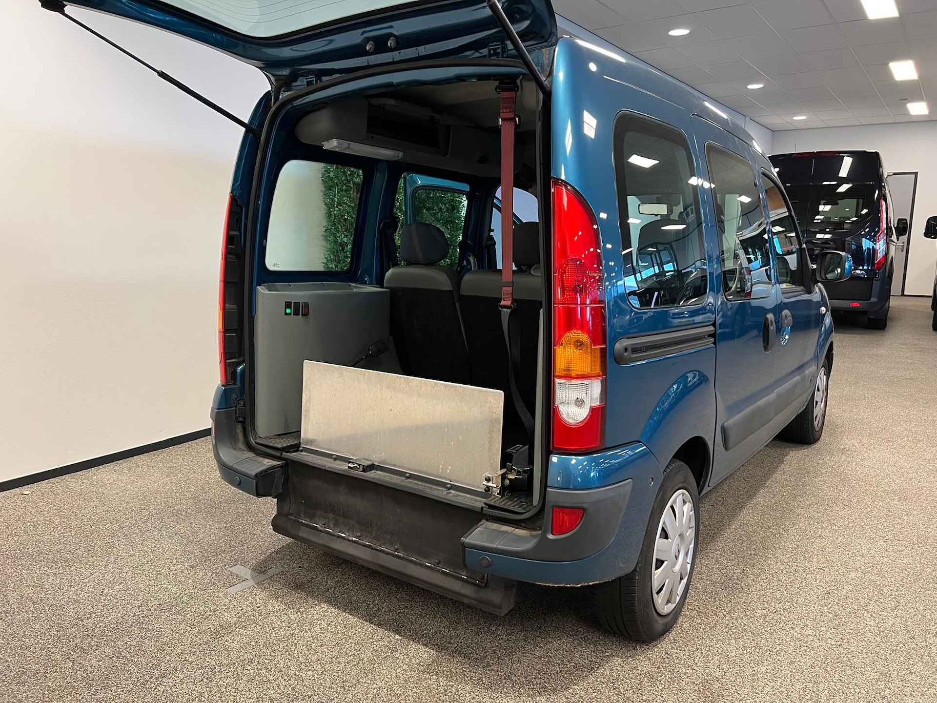 Renault Kangoo Rolstoelauto Automaat (airco) 3+1 of 5+0 - 9/33