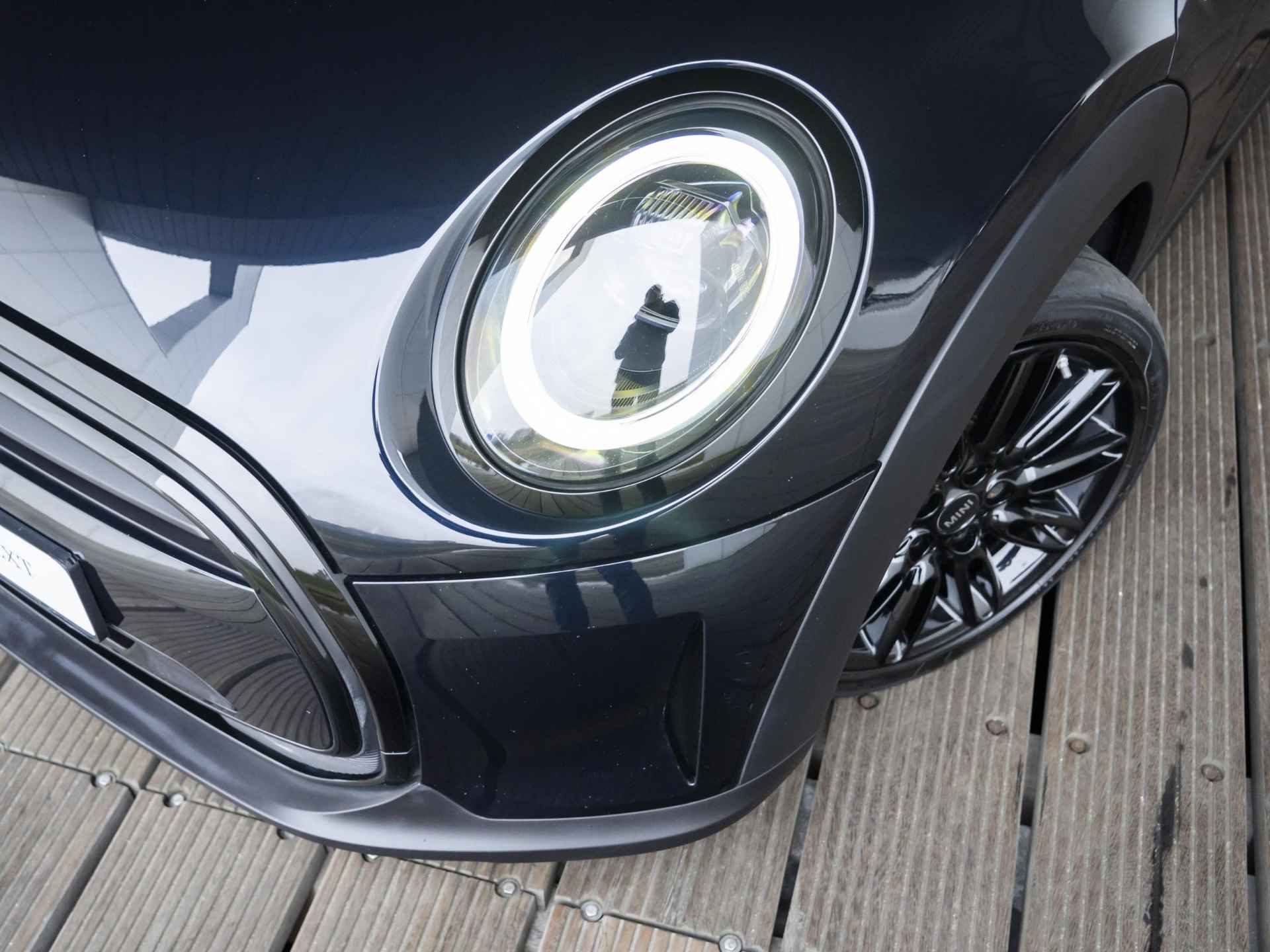 MINI 5-deurs Cooper Aut. Driving Assistant Pakket + Piano Black Exterior pack - 31/42