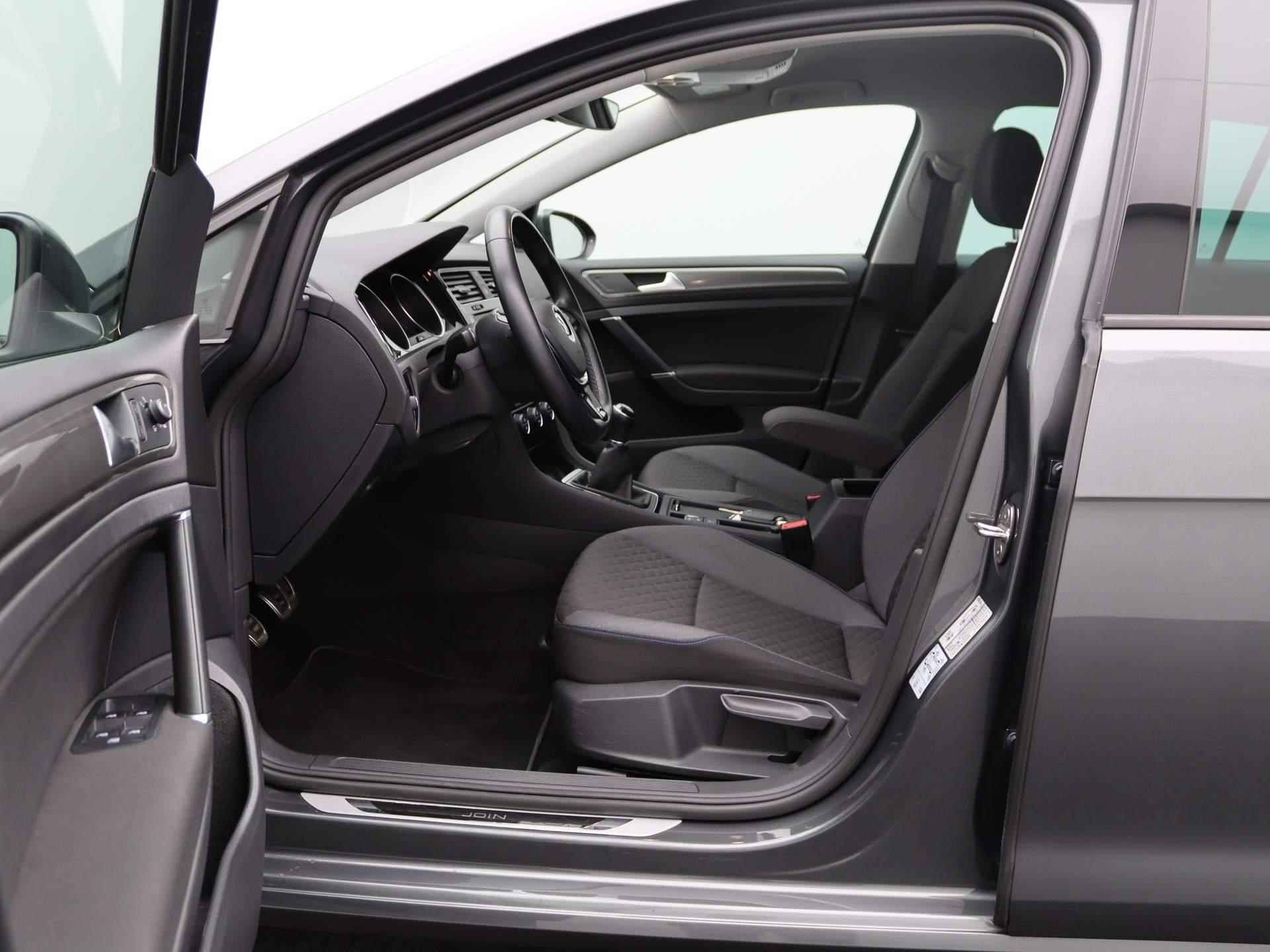 Volkswagen Golf 1.0 TSI Comfortline Join 110 PK | Apple Carplay | Android Auto | Navigatie | Parkeersensoren | Achteruitrij Camera | Adaptive Cruise Control | Lichtmetalen Velgen | Climate Control | - 25/33