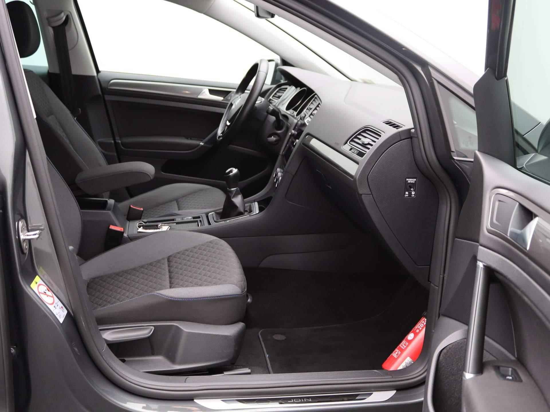 Volkswagen Golf 1.0 TSI Comfortline Join 110 PK | Apple Carplay | Android Auto | Navigatie | Parkeersensoren | Achteruitrij Camera | Adaptive Cruise Control | Lichtmetalen Velgen | Climate Control | - 30/33