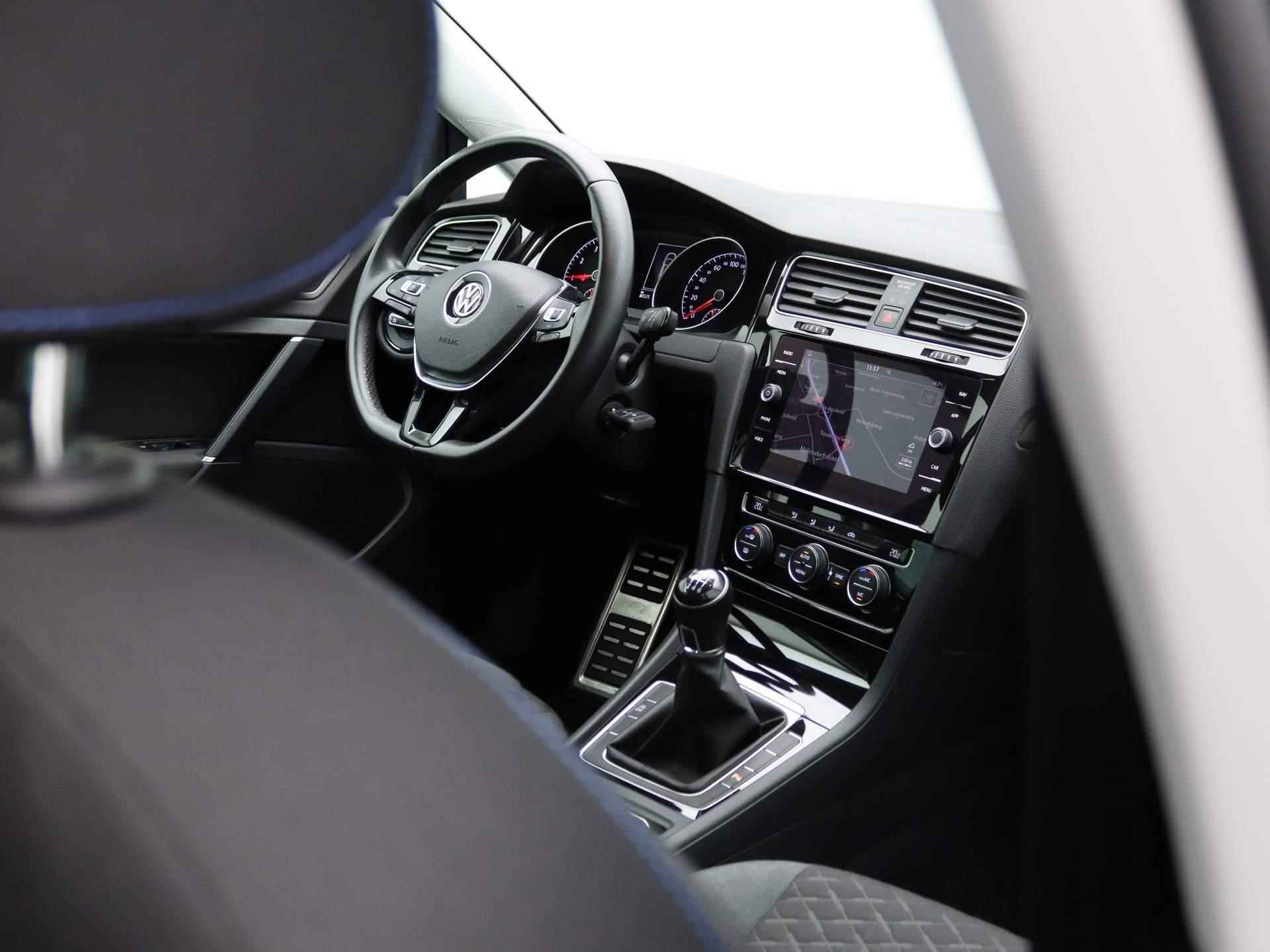 Volkswagen Golf 1.0 TSI Comfortline Join 110 PK | Apple Carplay | Android Auto | Navigatie | Parkeersensoren | Achteruitrij Camera | Adaptive Cruise Control | Lichtmetalen Velgen | Climate Control | - 31/33