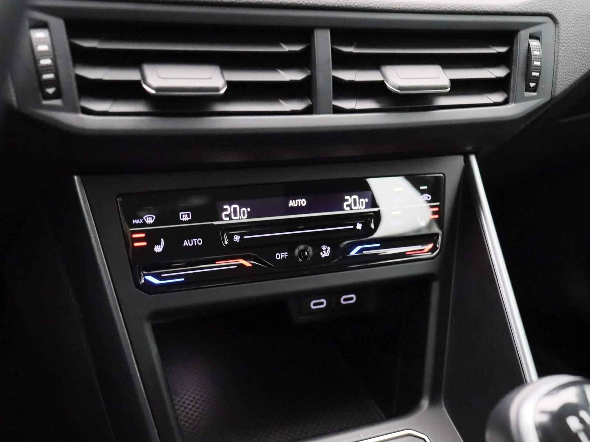 Volkswagen Polo 1.0 TSI Style 95 PK | Apple Carplay | Android Auto | Parkeersensoren | Camera | IQ.Light | Climate Control | Adaptive Cruise Control | Stoelverwarming | Travel Assist | Spiegels inklapbaar | - 21/40