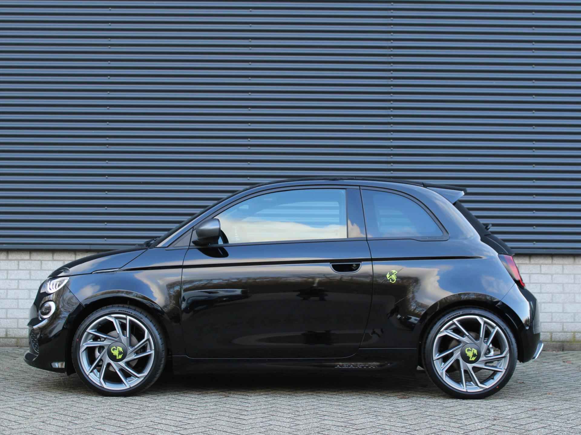 ABARTH 500 E 42 kWh 155pk Turismo I Engine Sound Generator I JBL Sound System I Panoramadak I  Alcantara Bekleding met Scorpion Logo - 8/25