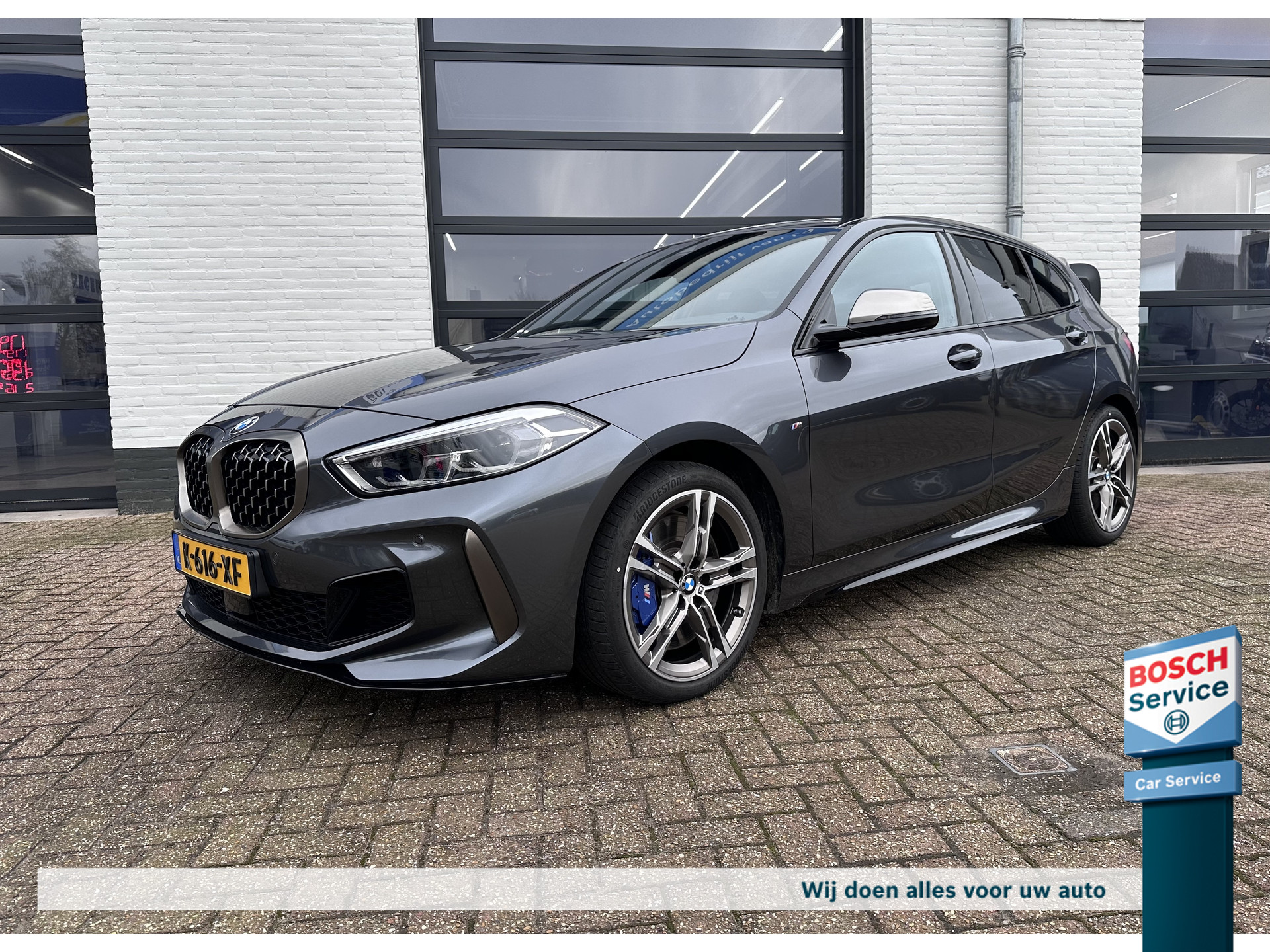 BMW 1-SERIE M135i 306pk Aut xDrive M bij viaBOVAG.nl