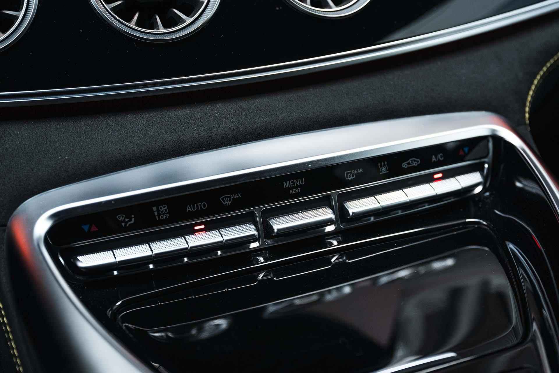Mercedes-AMG GT 4-Door Coupe 63 S AMG 4MATIC+  | AMG Nightpakket | AMG Performance Stoelen | AMG Dynamic Plus | Standkachel | Head-Up Display | Burmester Surround Sound | 21" AMG-velgen | Panoramadak | Rij-Assistentiepakket | Softclose | Achterasbesturing | - 34/44