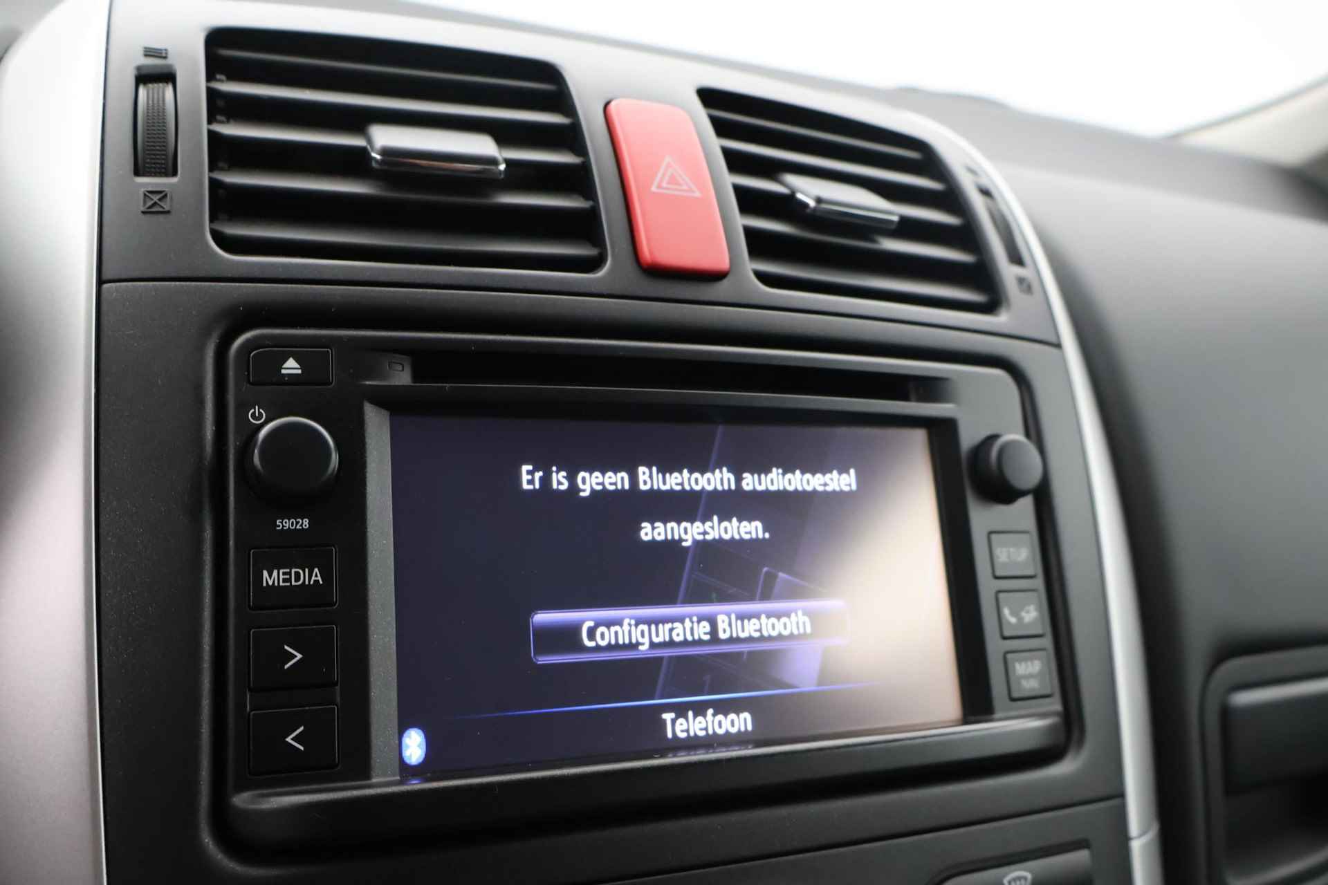 Toyota Auris 1.8 Hybrid Business Navigatie Leder Automaat - 17/33