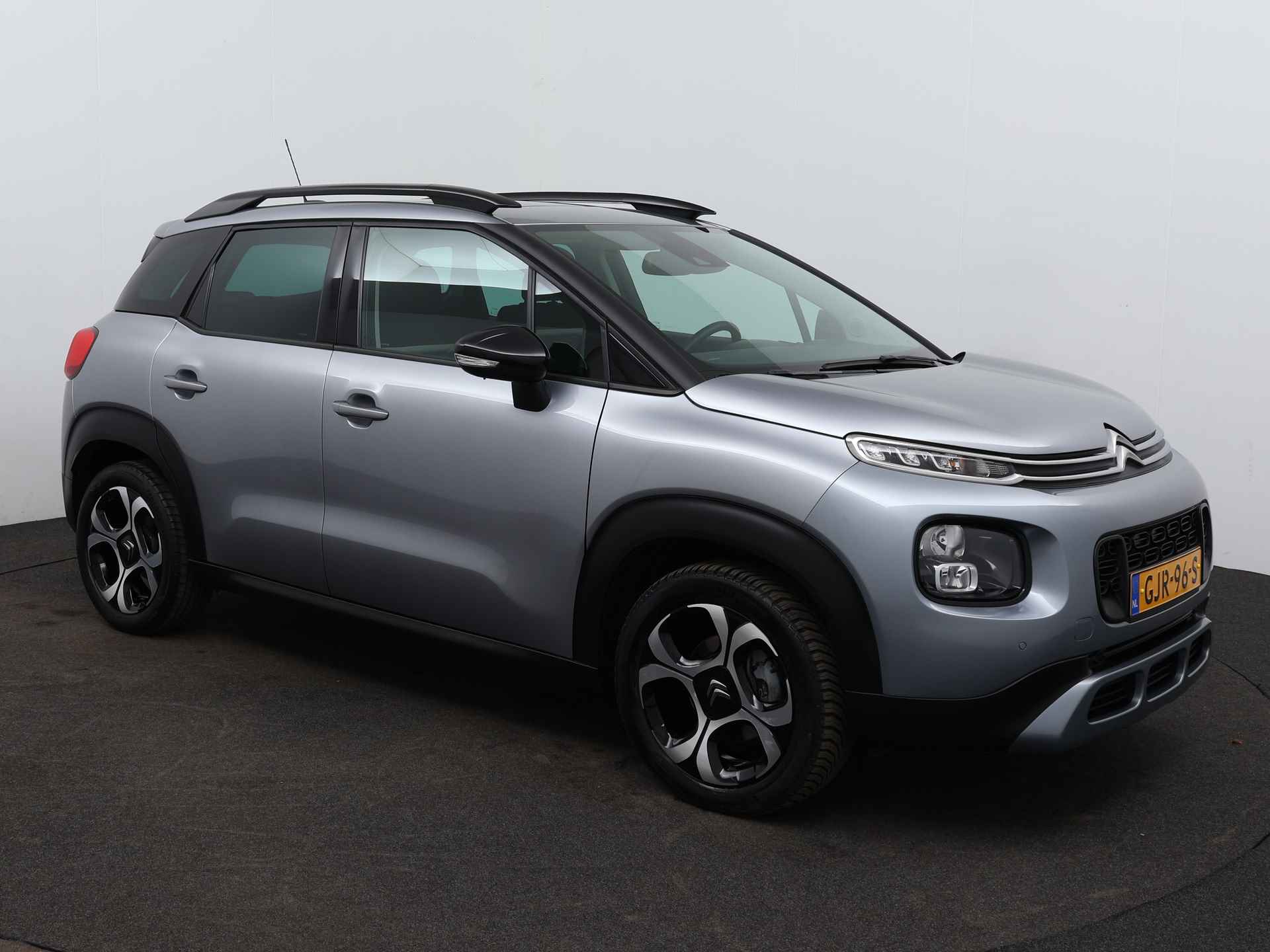 Citroën C3 Aircross PureTech 130pk Automaat Shine | Rijklaar | Panorama dak | parkeersensoren rondom | camera achter | Navigatie | - 11/27