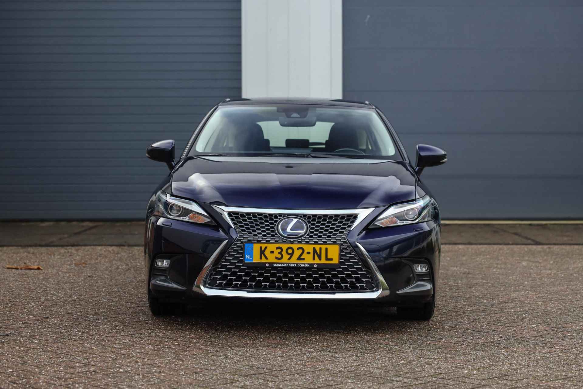 Lexus CT 200h Ultimate Edition ✅ LED ✅ ACC ✅ Carplay - 16/32