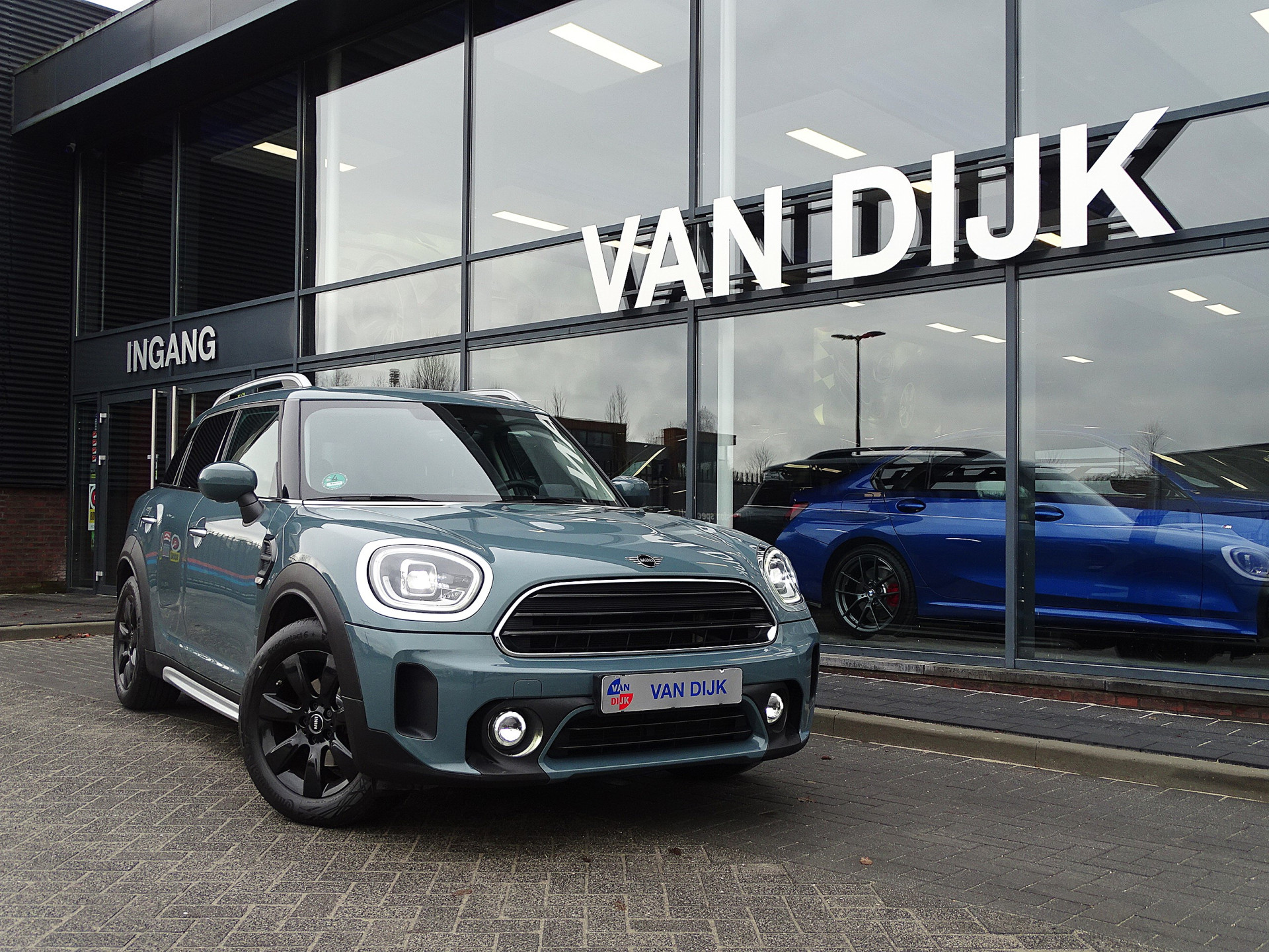 MINI Countryman 1.5 Bus. Ed. Afn.Trekhaak Led Head-up Nav.Plus Apple Carplay Sportstoelen 17" LM Velgen