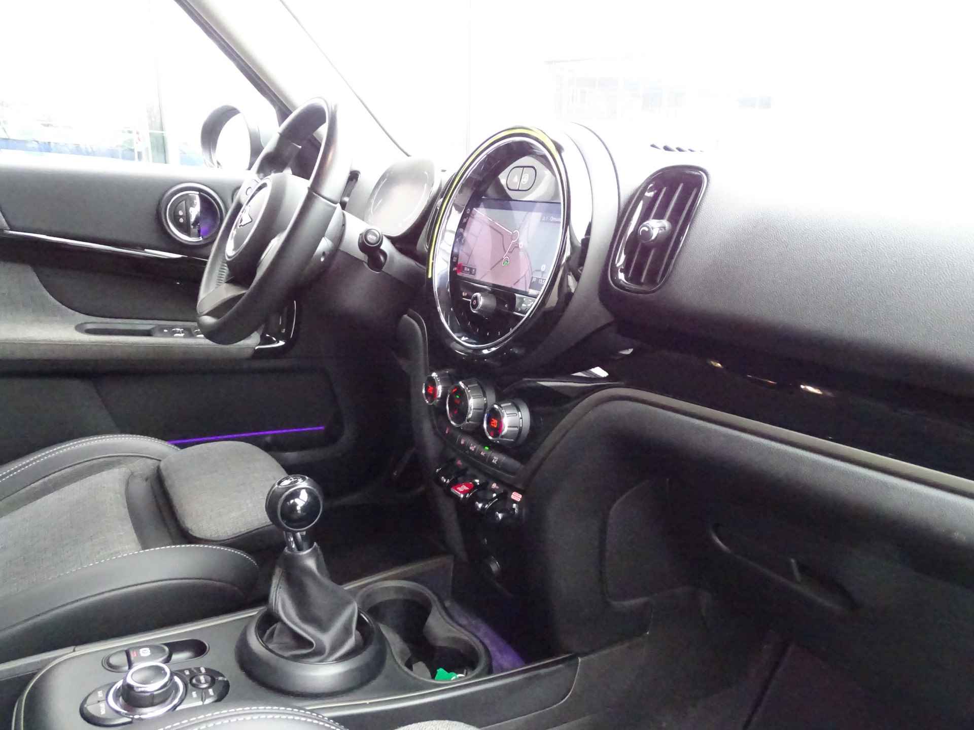 MINI Countryman 1.5 Bus. Ed. Afn.Trekhaak Led Head-up Nav.Plus Apple Carplay Sportstoelen 17" LM Velgen - 35/43