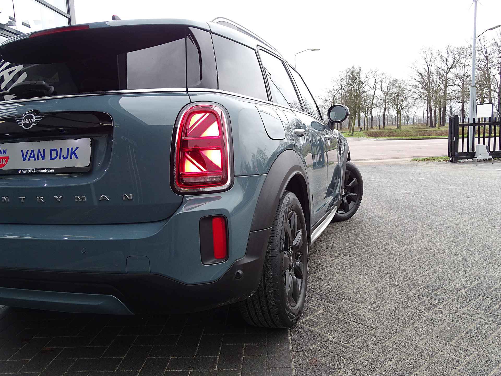 MINI Countryman 1.5 Bus. Ed. Afn.Trekhaak Led Head-up Nav.Plus Apple Carplay Sportstoelen 17" LM Velgen - 40/43