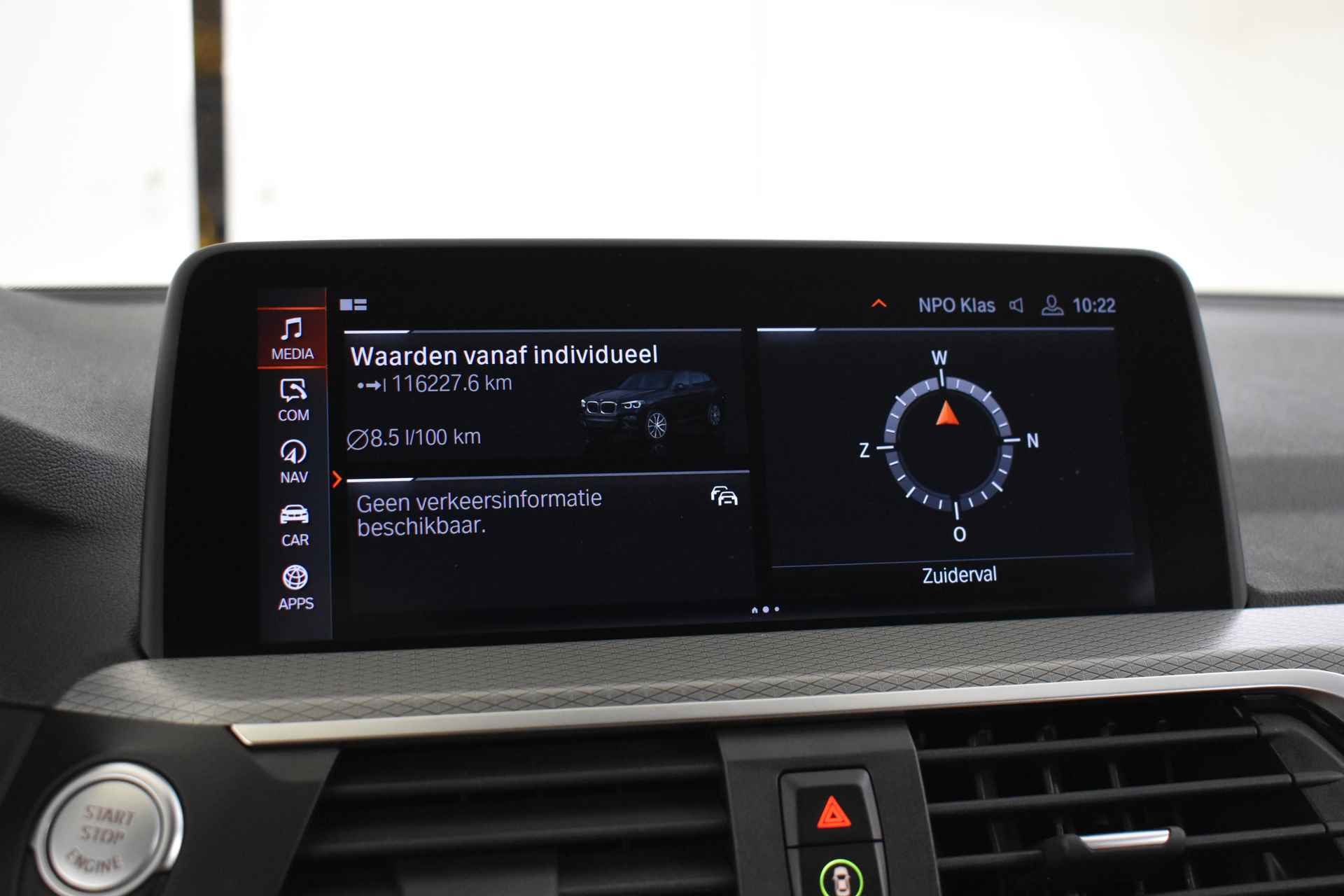 BMW X3 xDrive20i High Executive M Sportpakket / Sportstoelen / Adaptieve LED / Parking Assistant Plus / Live Cockpit Professional / Driving Assistant Plus - 40/49