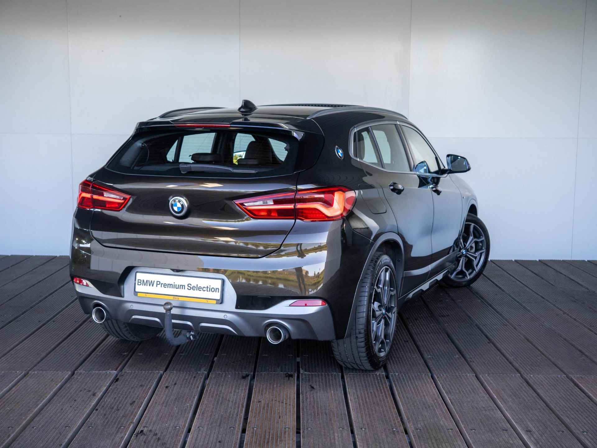 BMW X2 xDrive20d M Sportpakket | High Executive | Active Cruise Control | 19 inch | Head-Up Display | Harman Kardon | Stoelverwarming - 2/45