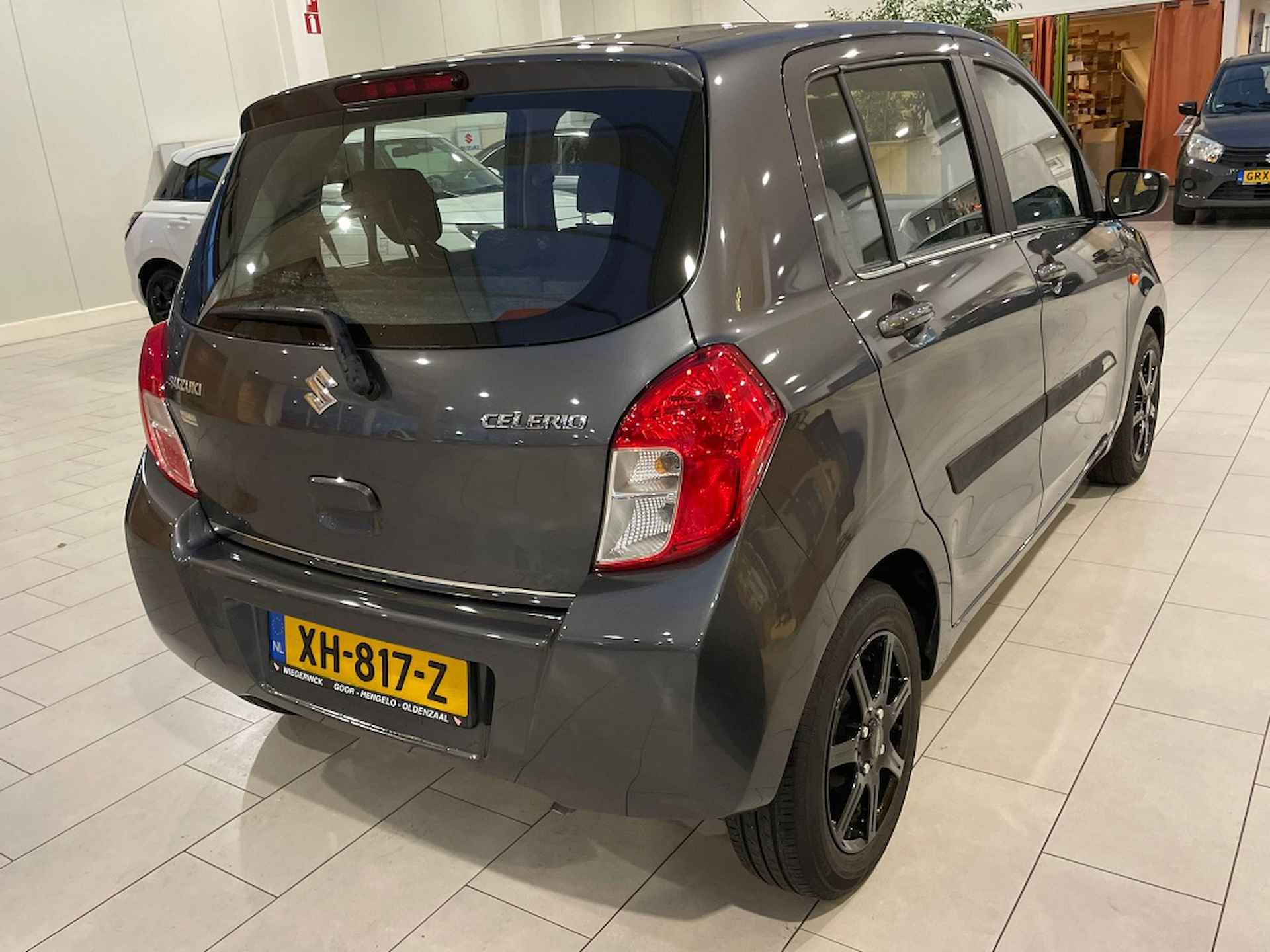 Suzuki Celerio 1.0 Comfort PRIVATE LEASE € 1.0 Comfort - 9/23