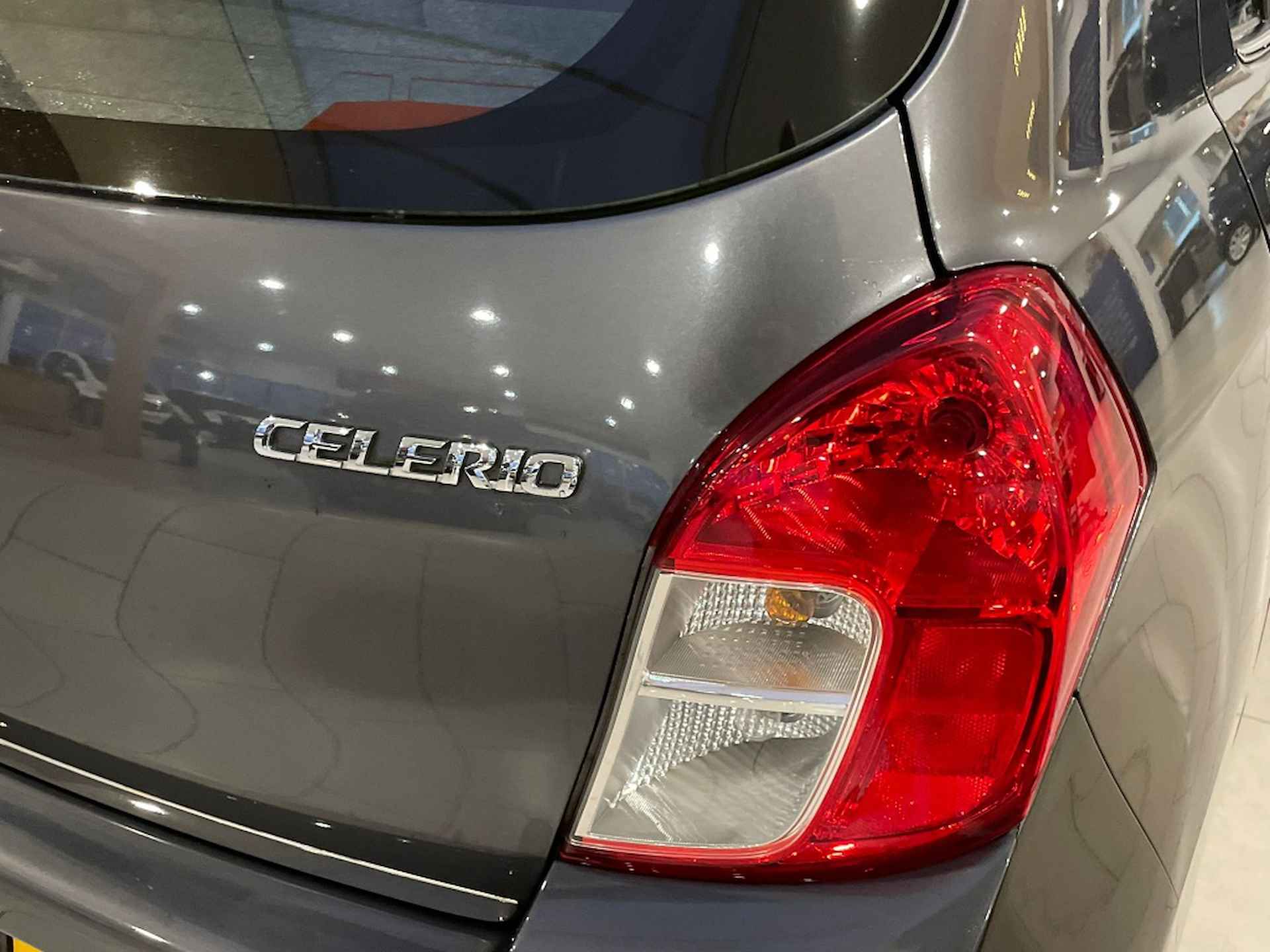 Suzuki Celerio 1.0 Comfort PRIVATE LEASE € 1.0 Comfort - 20/23