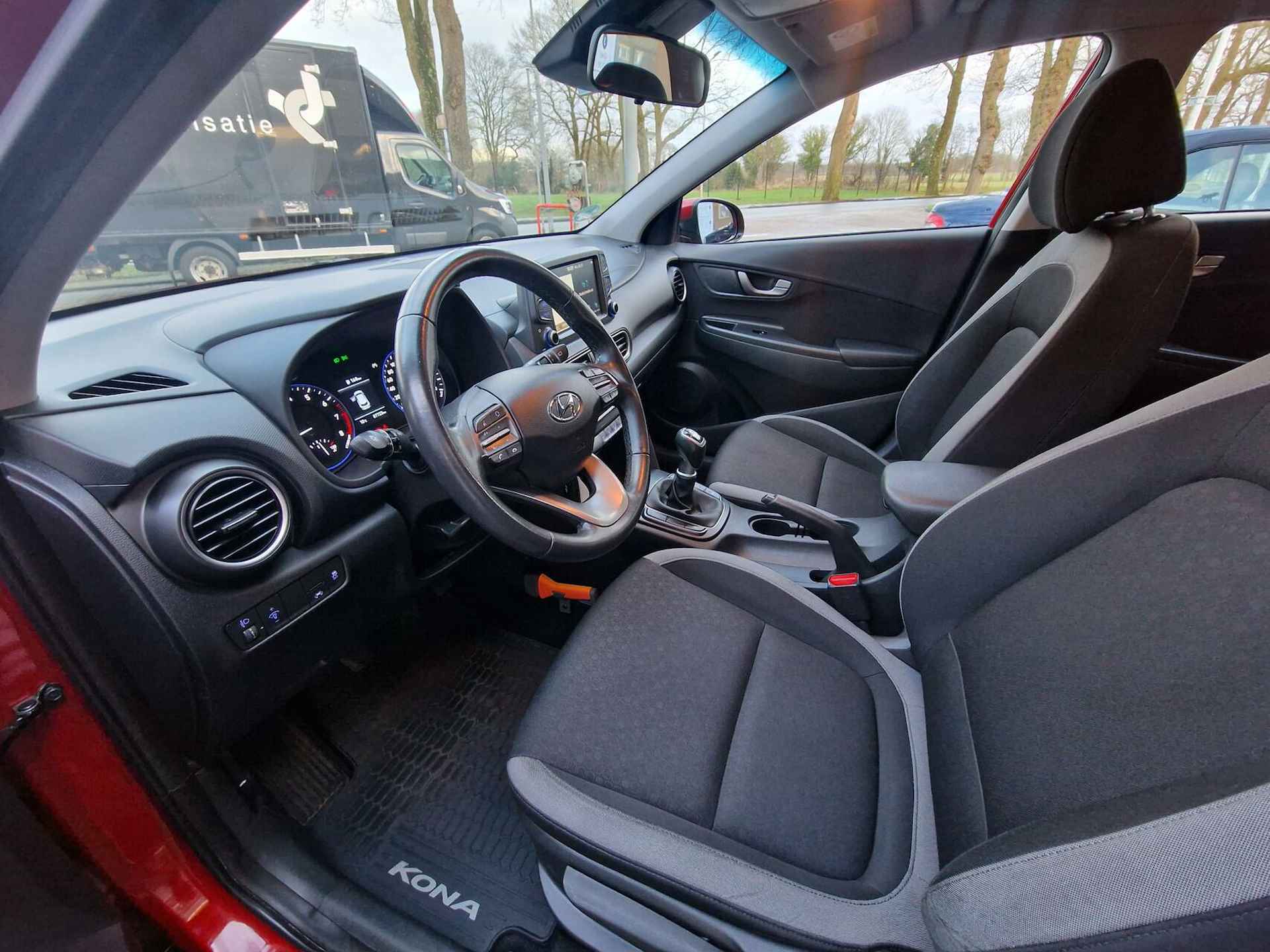 Hyundai Kona 1.0 T-GDI Comfort|Clima|Trekhaak|Navi|Camera| - 4/19