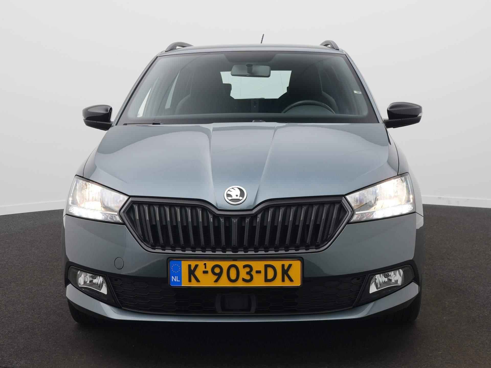 Skoda Fabia Combi 1.0 TSI Sport Business / Carplay / Cruise / Sensoren / 16 Inch - 2/37