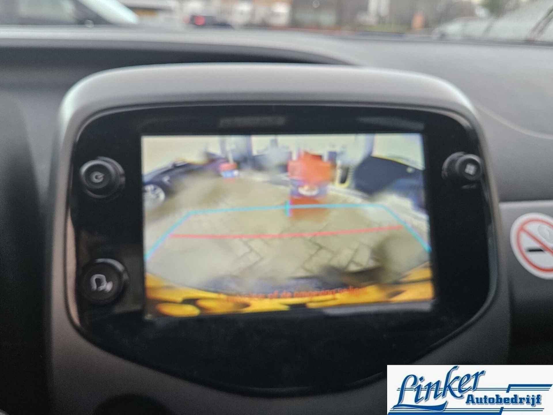 Toyota Aygo 1.0 VVT-i x-play CAMERA CARPLAY GEEN AFLEVERKOSTEN - 9/24