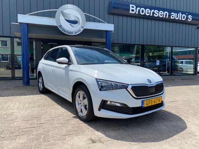 SKODA Scala 1.5TSI 150pk Style met Pano, Smartlink en Stoelv.