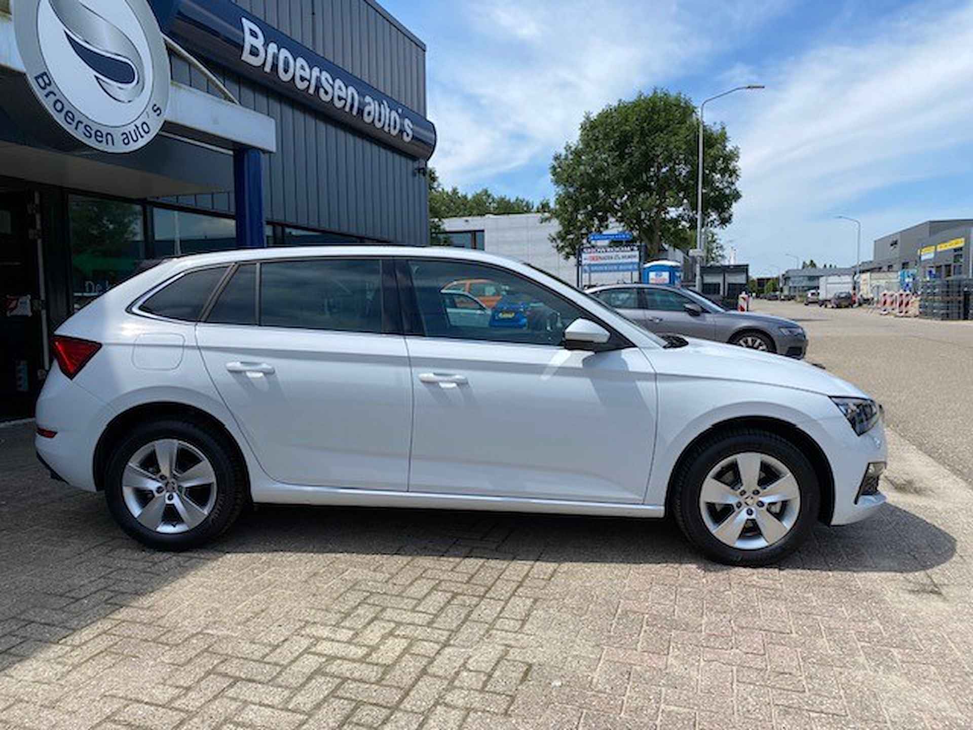 SKODA Scala 1.5TSI 150pk Style met Pano, Smartlink en Stoelv. - 10/32