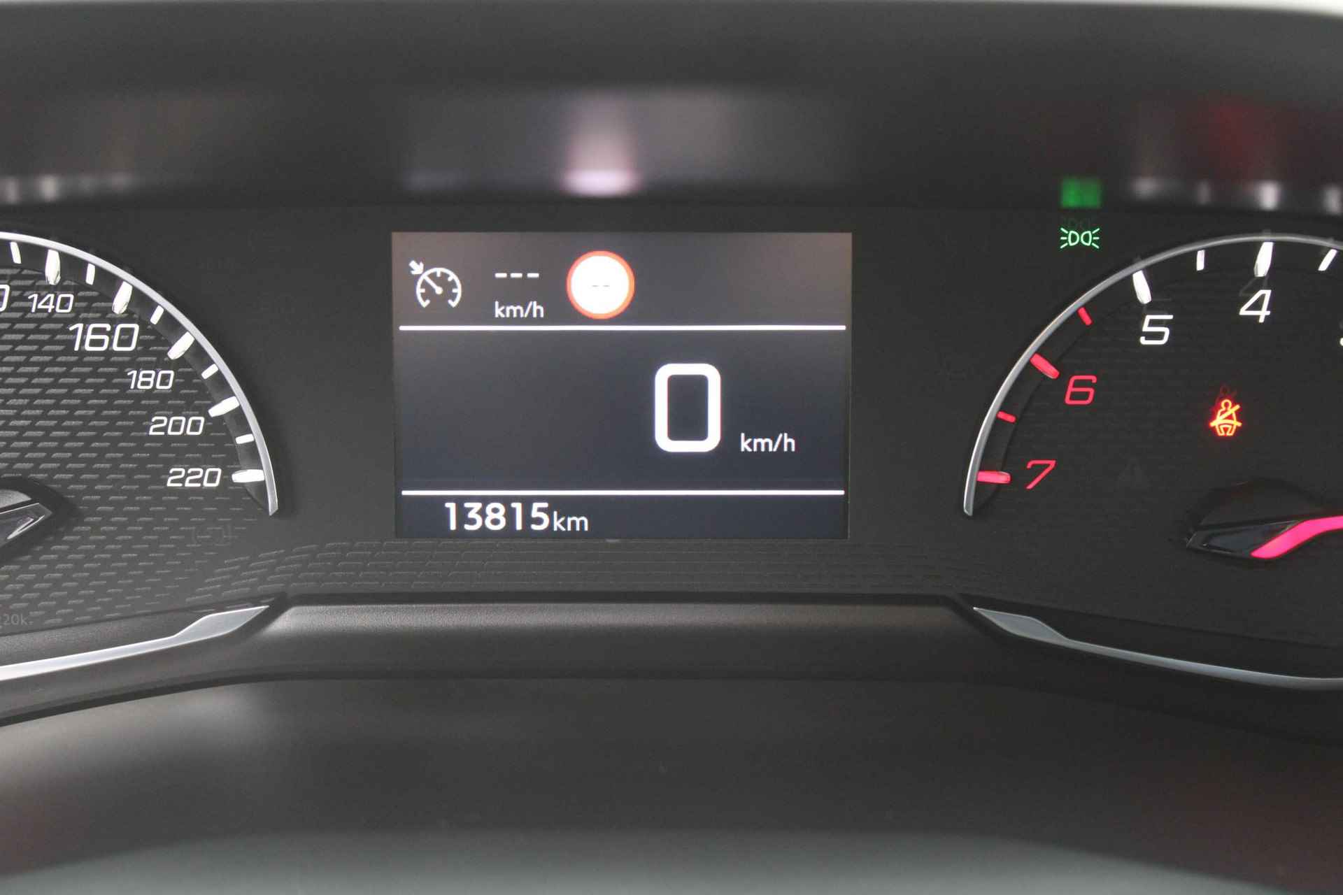 Peugeot 2008 1.2 PureTech Style Navigatie / Camera - 15/24