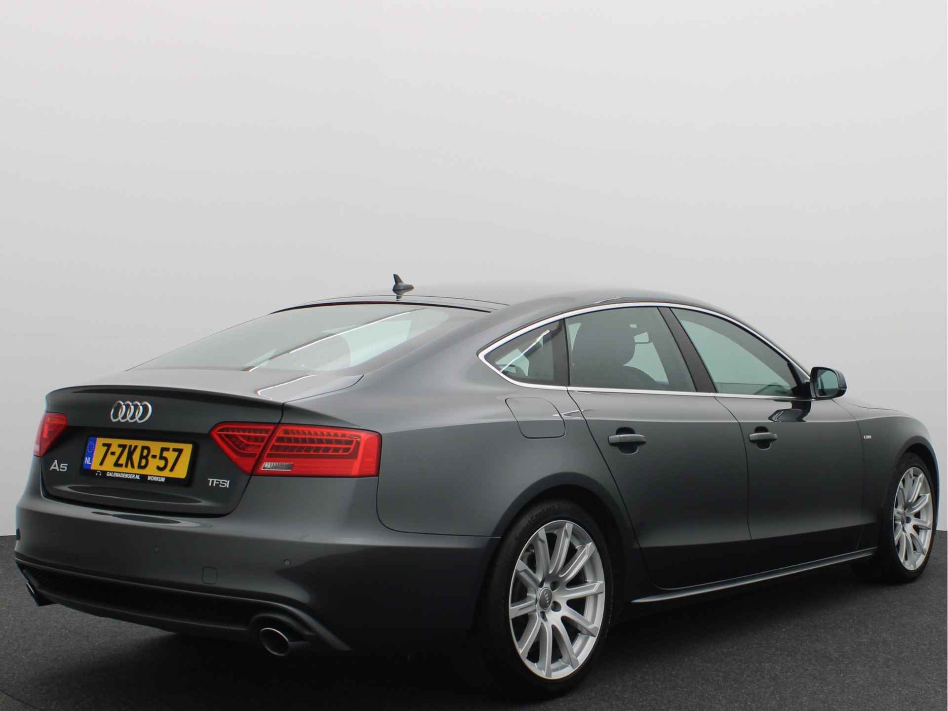 Audi A5 Sportback 1.8 TFSI Sport Edition S-LINE XENON / TREKHAAK / NAVI / CLIMA / PDC / BLUETOOTH / CRUISE / NL-AUTO - 19/51